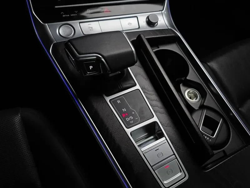 Audi A6, снимка 9 - Автомобили и джипове - 54831778