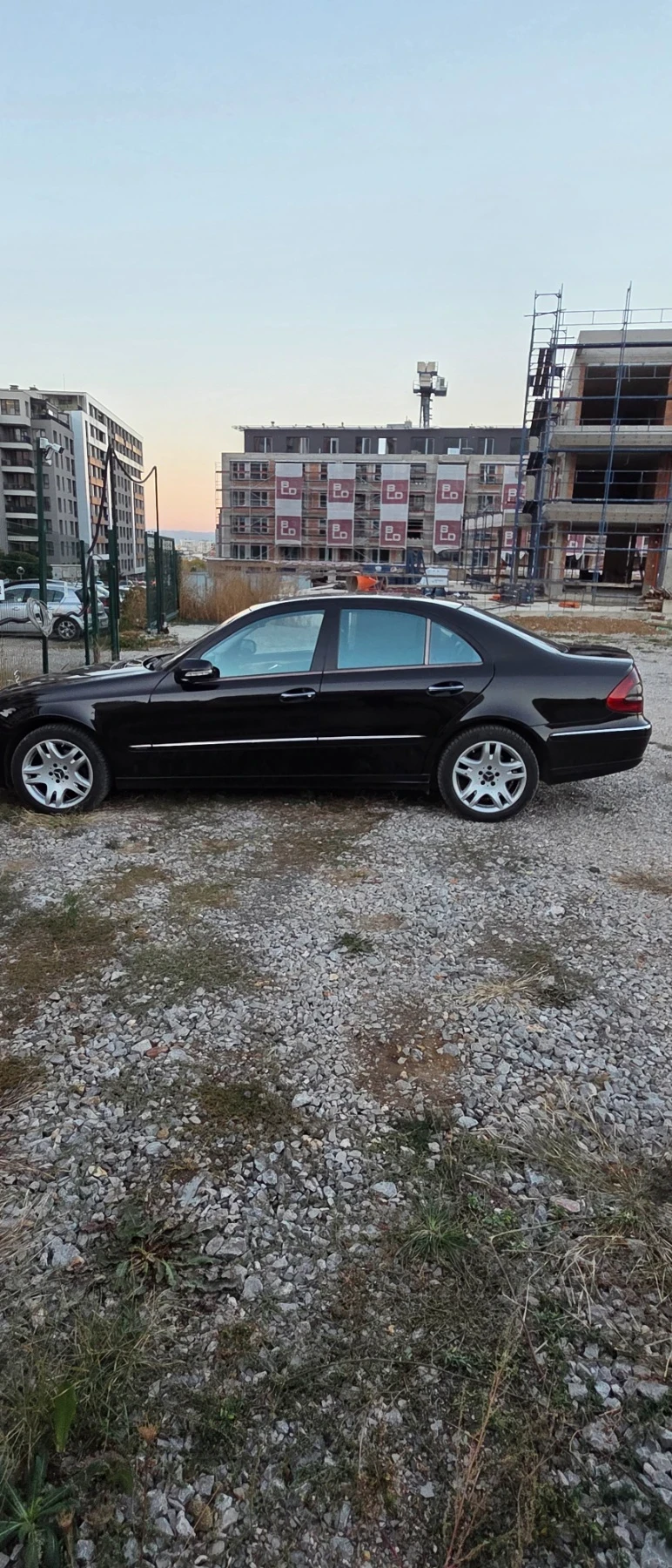 Mercedes-Benz E 280 facelift elegance 4 matic, снимка 4 - Автомобили и джипове - 56641692