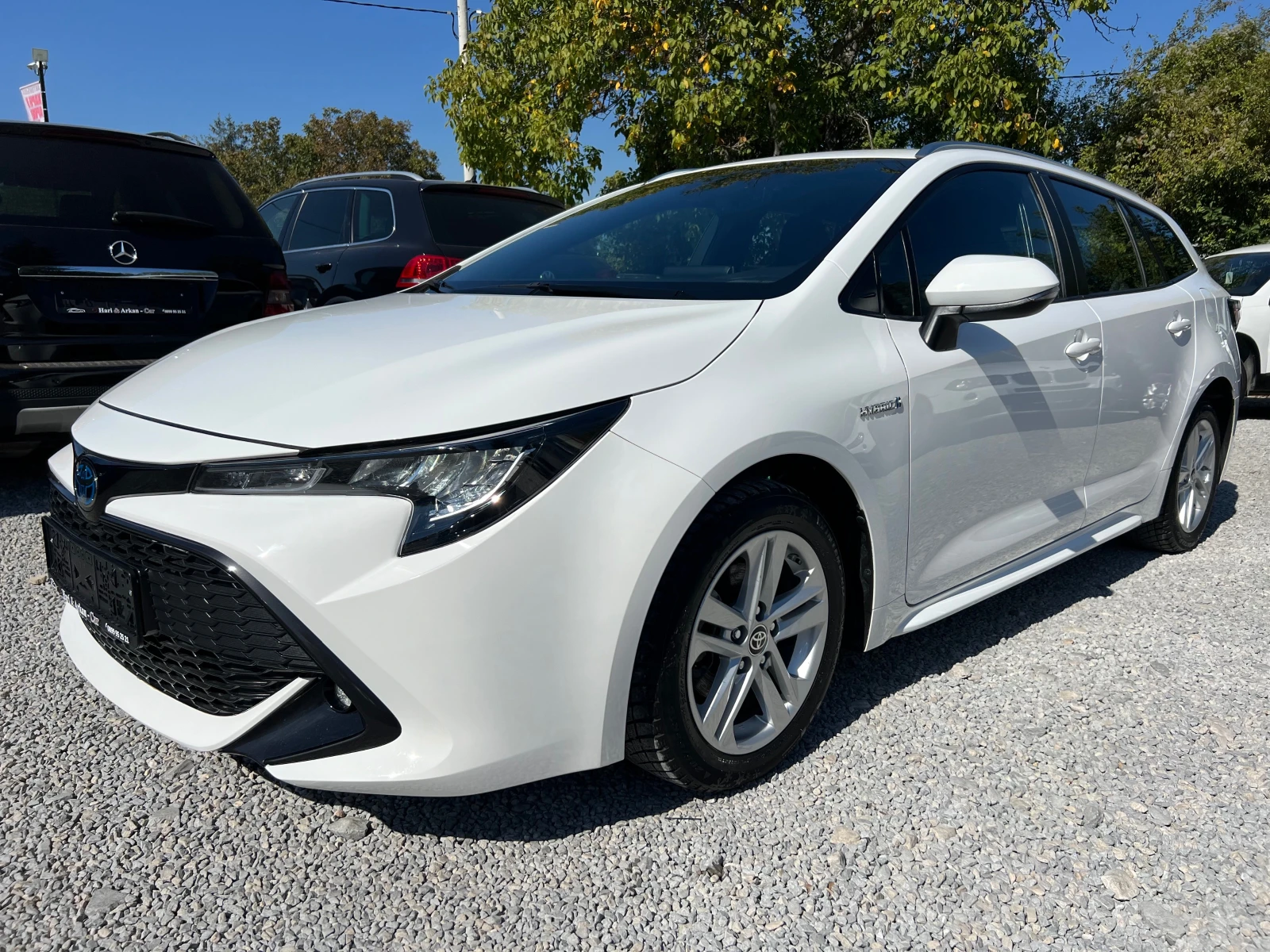 Toyota Corolla 1.8I-HYBRID-FACE-ЕВРО 6С-ГАРАНЦИОНЕН-НАВИГАЦИЯ - [1] 