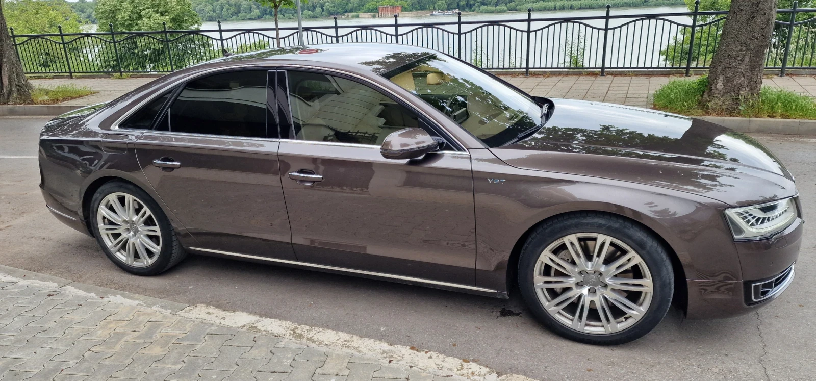 Audi A8 4.2 TDI 385ks Bose 360 Obduhvane Head up - изображение 2