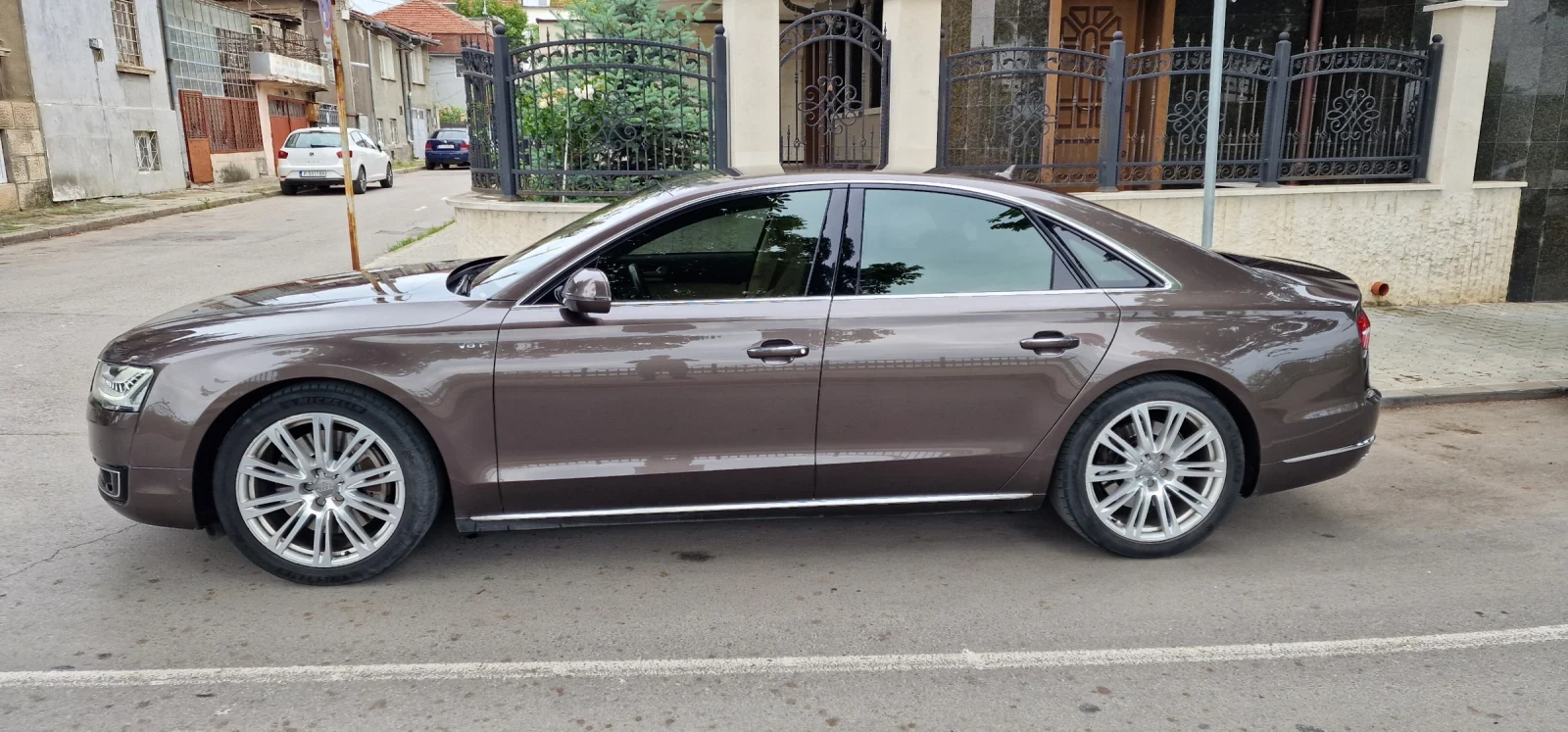 Audi A8 4.2 TDI 385ks Bose 360 Obduhvane Head up - изображение 6