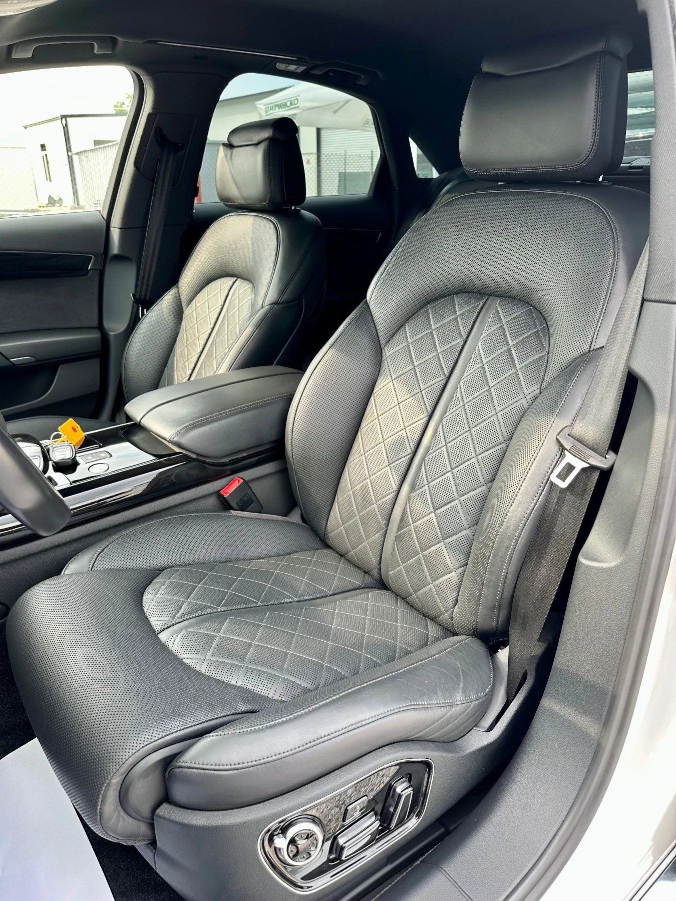 Audi A8 MATRIX::360::BOSE::DISTRONIK::ПОДГРЕВ/ОБДУХВАНЕ - изображение 8