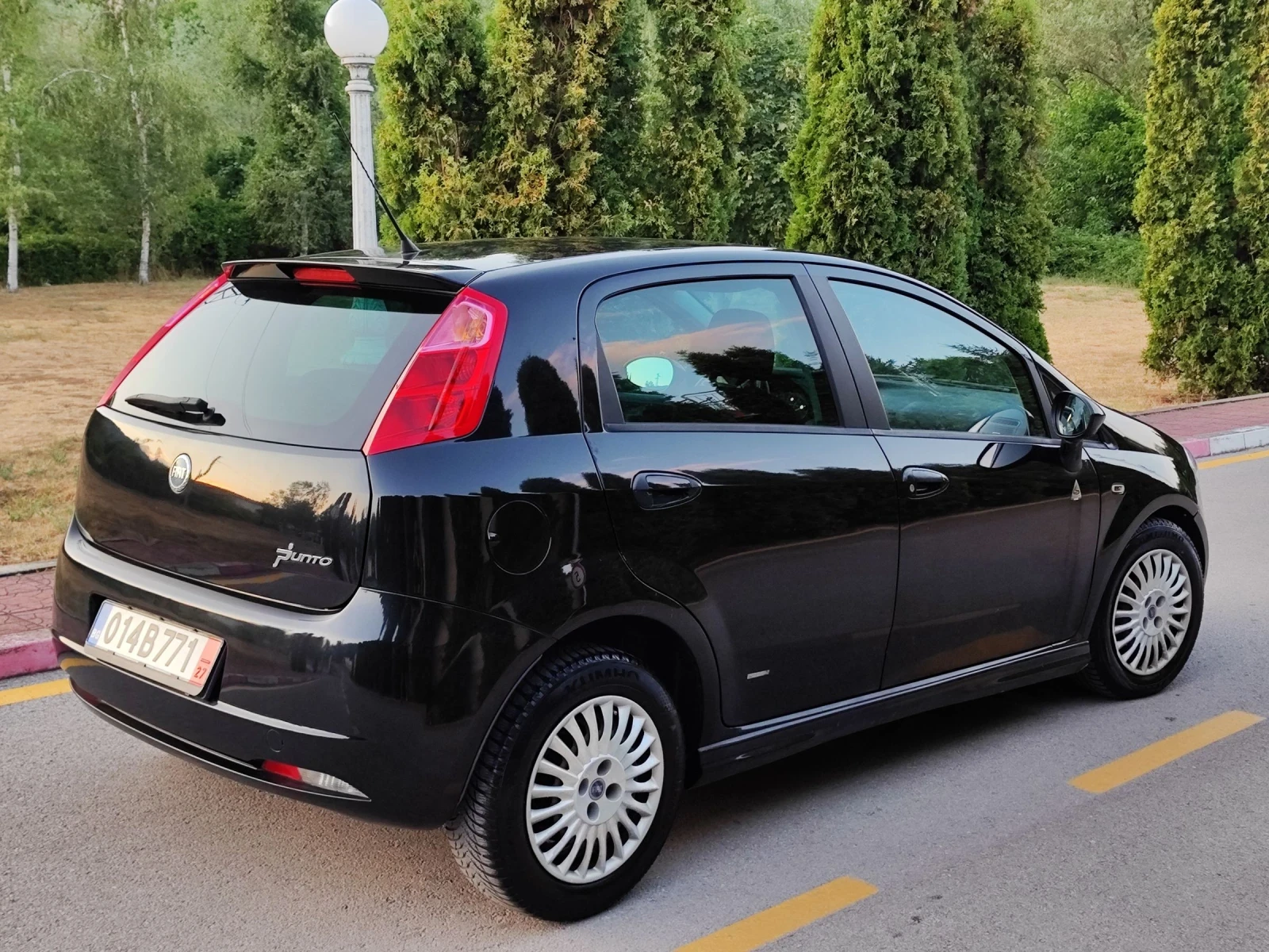 Fiat Punto 1.4I(95)* GRANDE PUNTO* LINEA-SPORTIVO*  - изображение 7