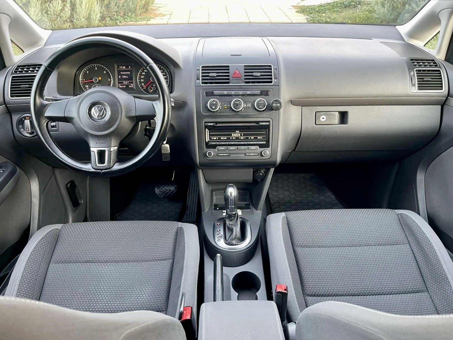 VW Touran DSG* TDI* 6+ 1* Euro 5b*  | Mobile.bg — изображение 12