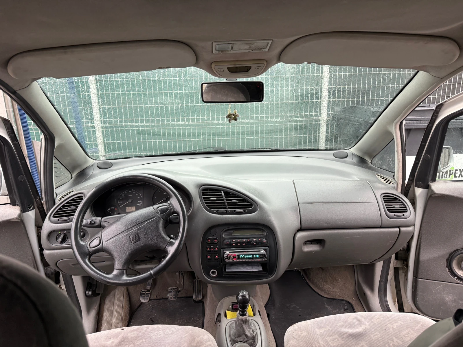 Seat Alhambra 1.9 TDI  - изображение 9