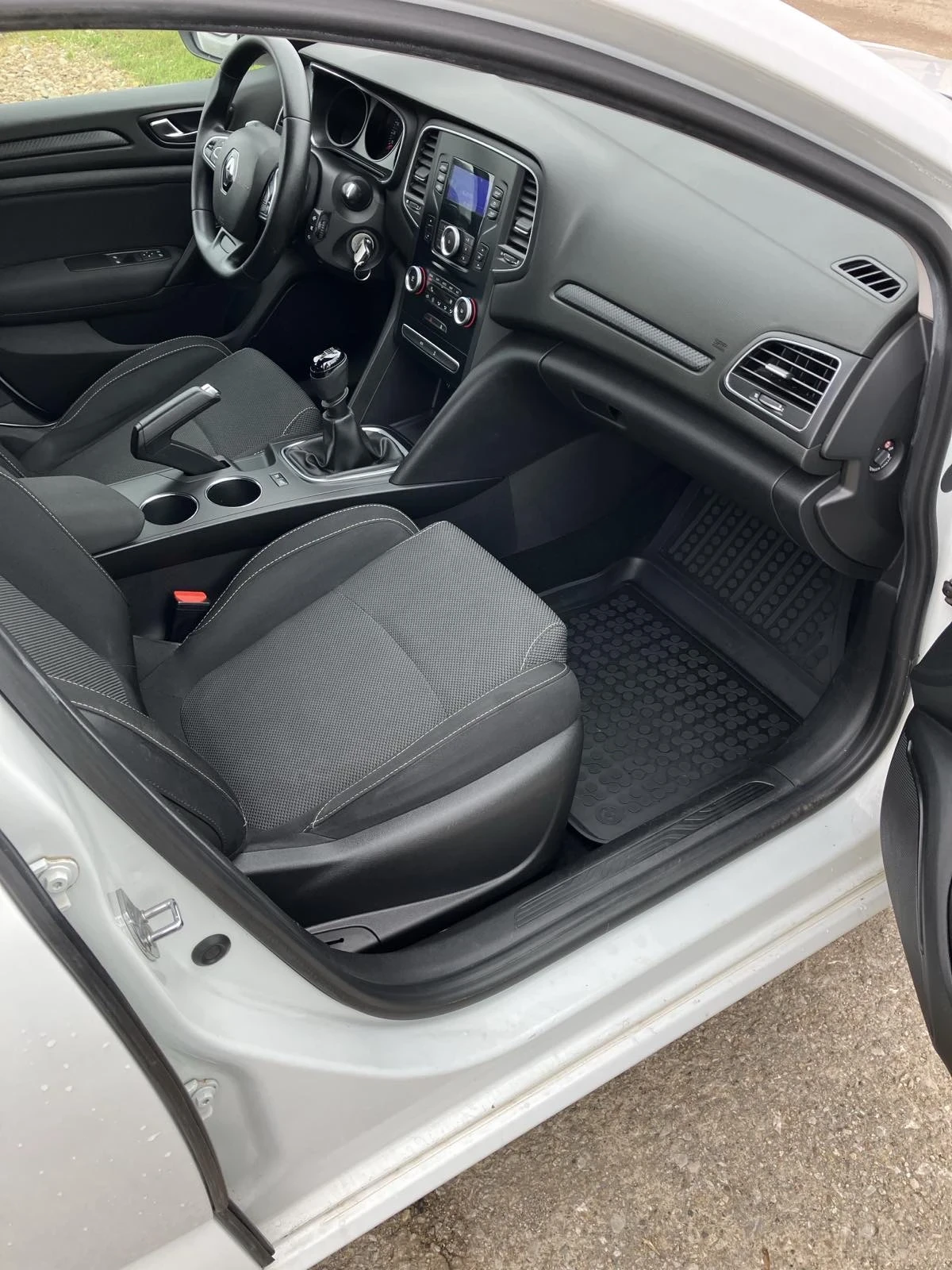 Renault Megane 1.5 DCI �������� ���� !!! | Mobile.bg � ����������� 14