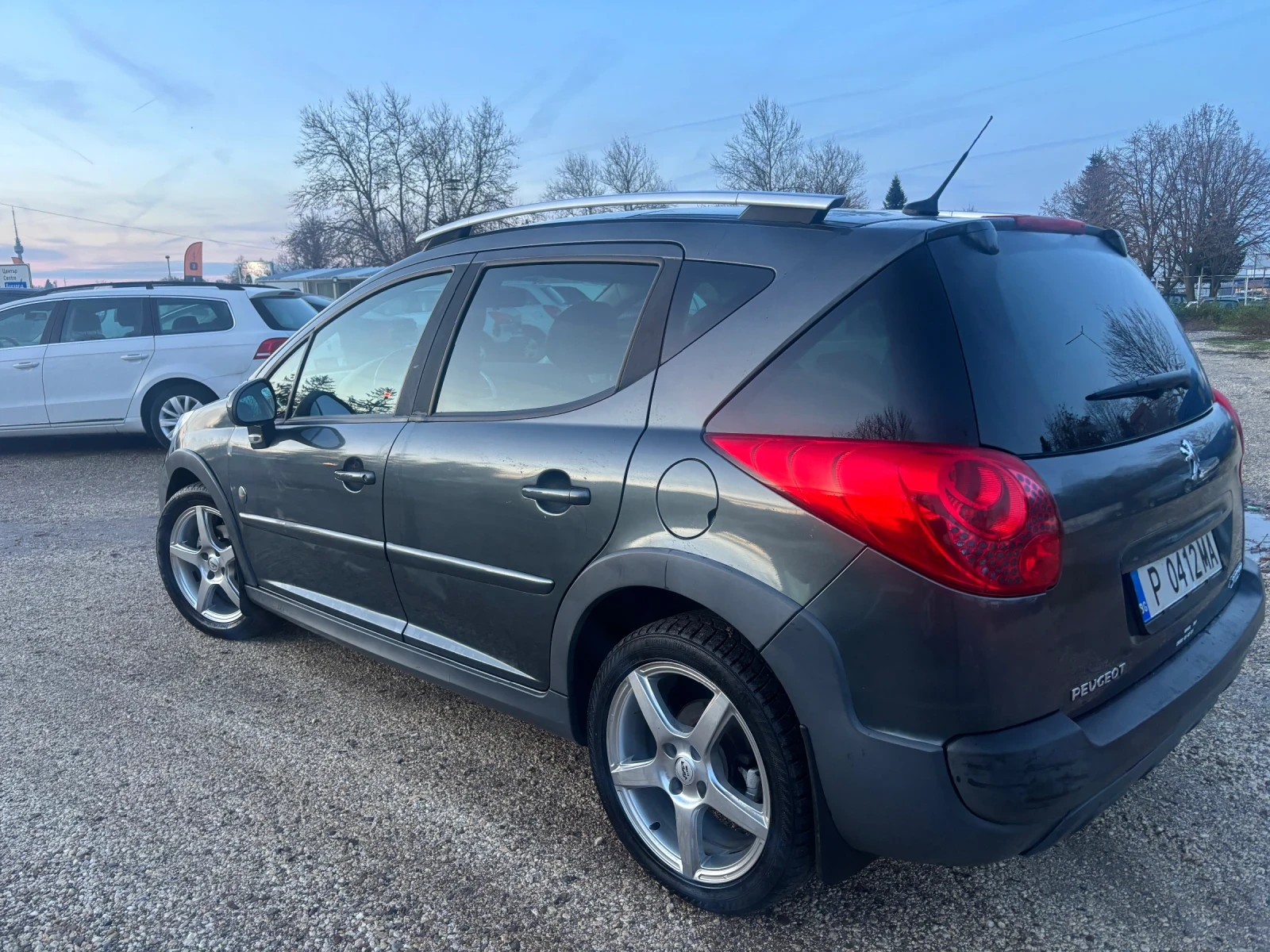 Peugeot 207 2019+ 1.4HDI+ 90кс+ ВС.ПЛАТЕНО+ ОБСЛУЖЕНА+ ПАНОРАМ - изображение 6