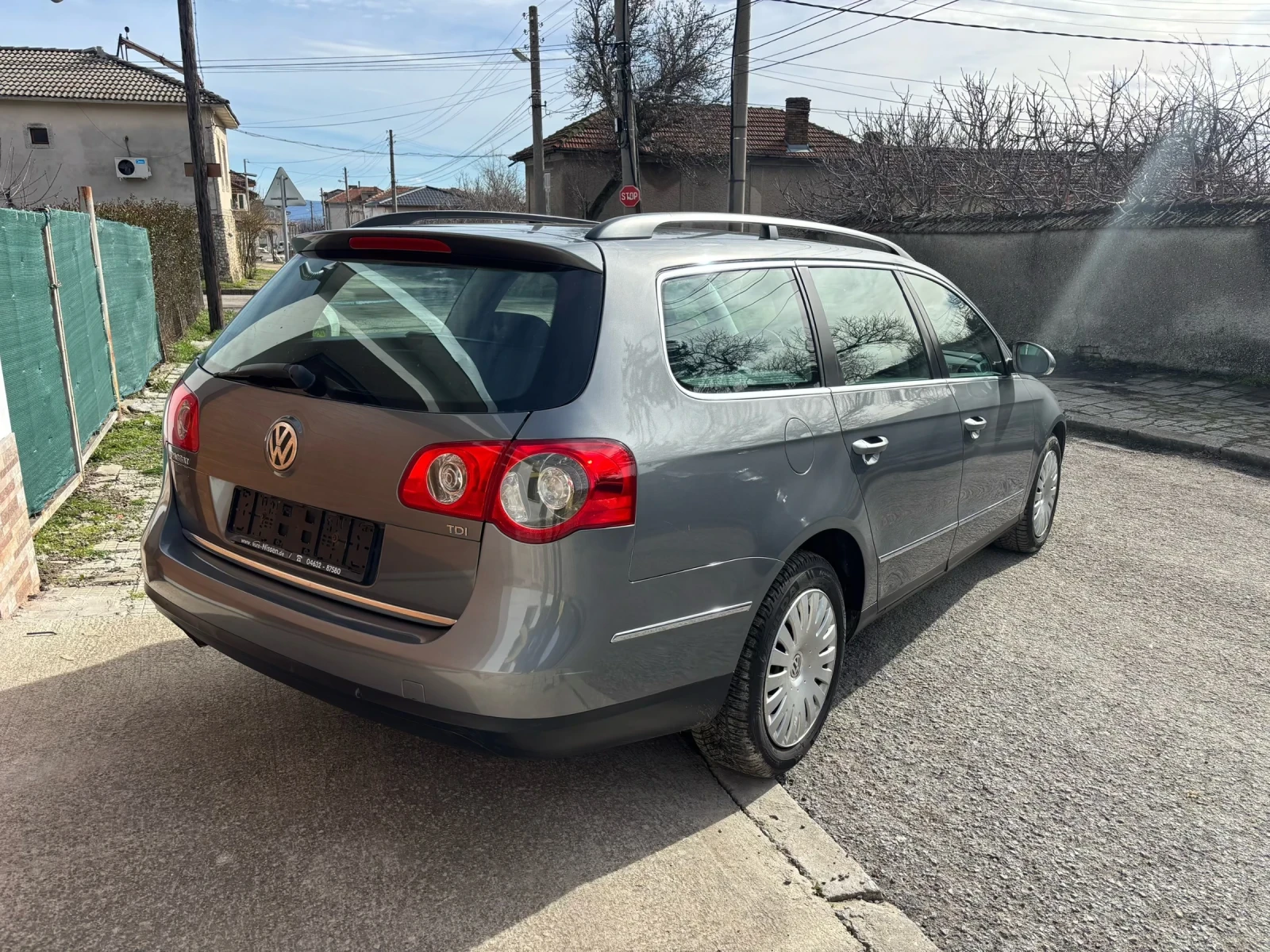 VW Passat 1.9TDI, снимка 4 - Автомобили и джипове - 53880315