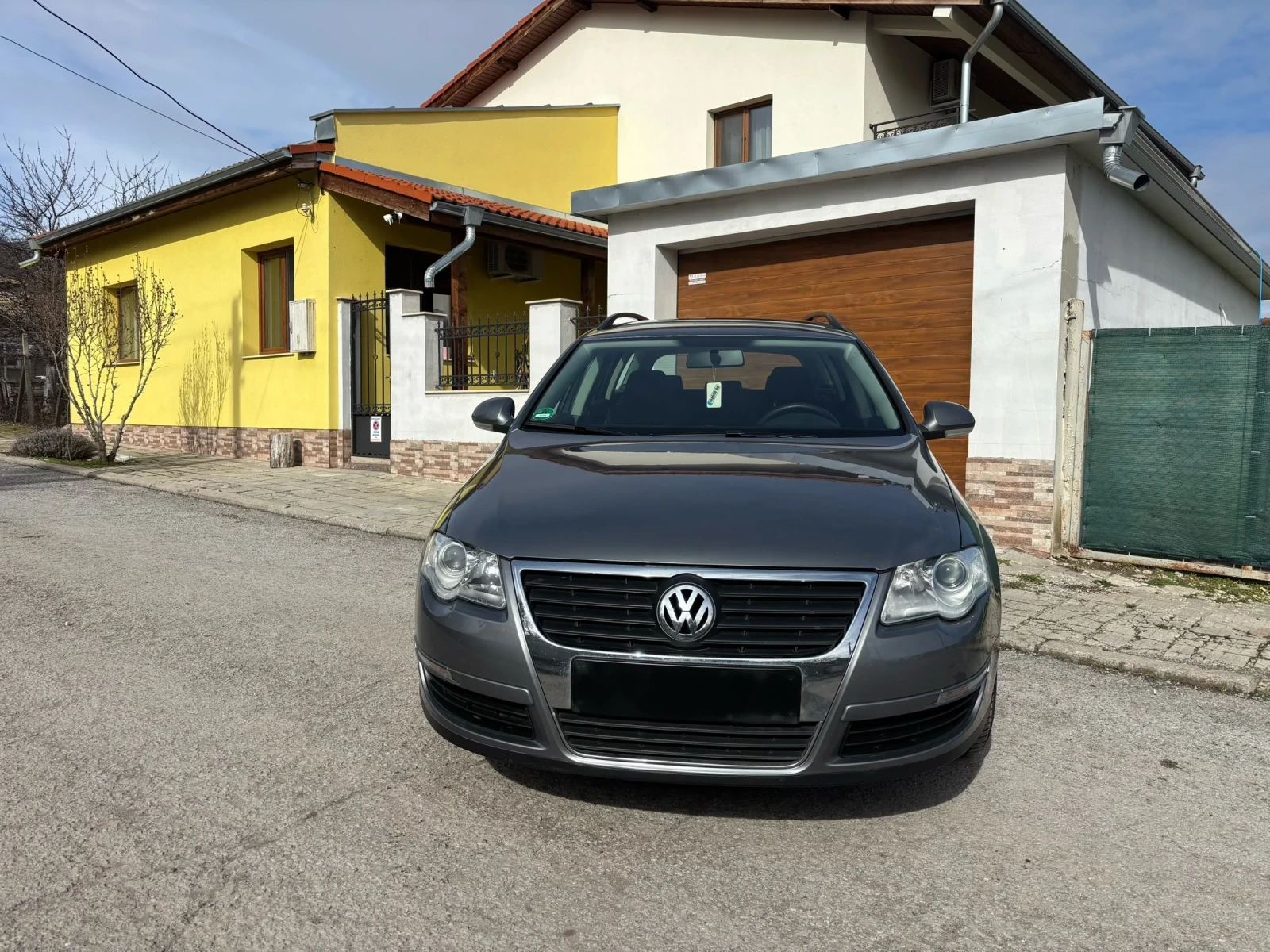 VW Passat 1.9TDI, снимка 2 - Автомобили и джипове - 53880315
