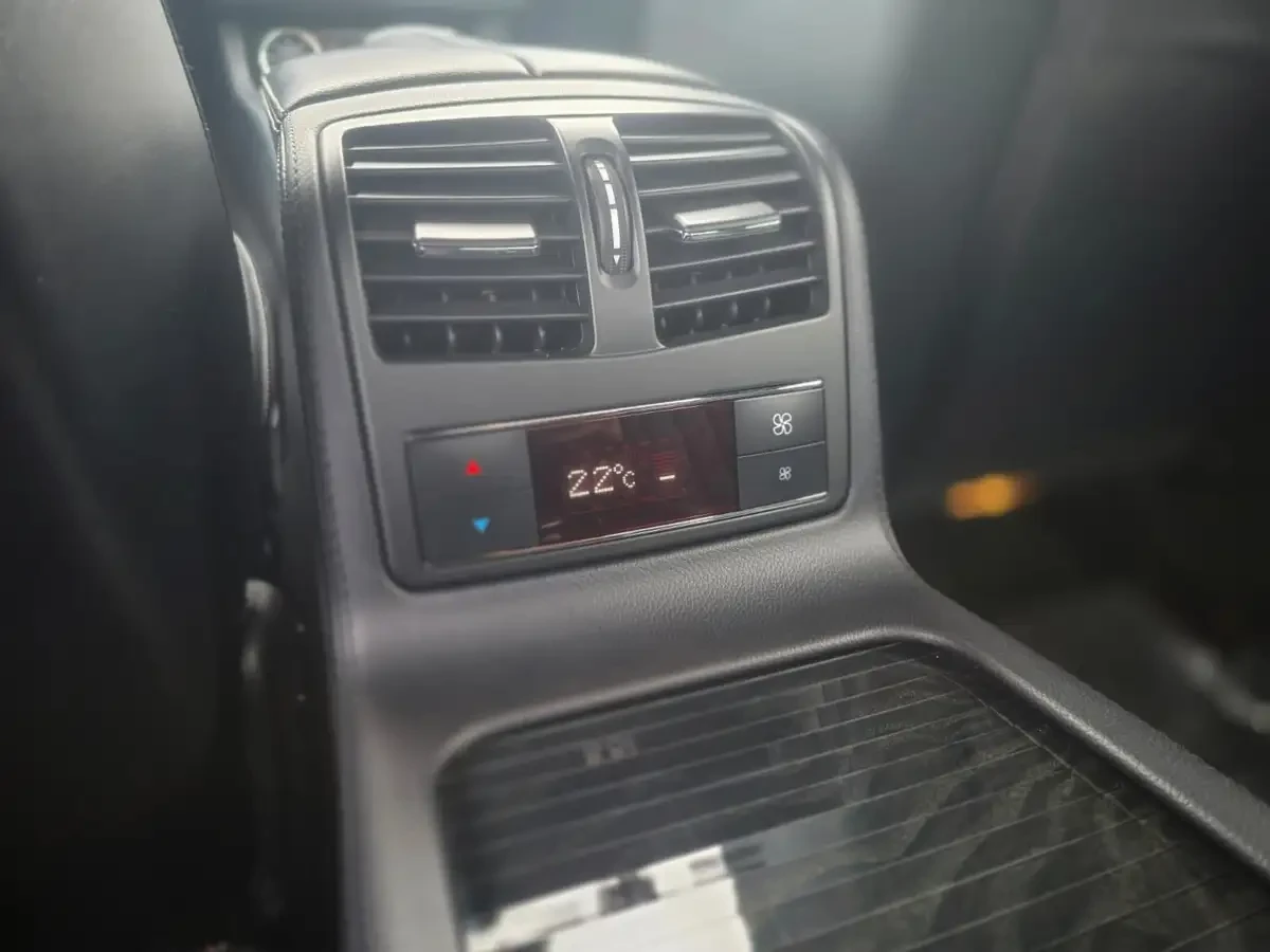 Mercedes-Benz CLS 500 550 4MATIC, снимка 17 - Автомобили и джипове - 53881136