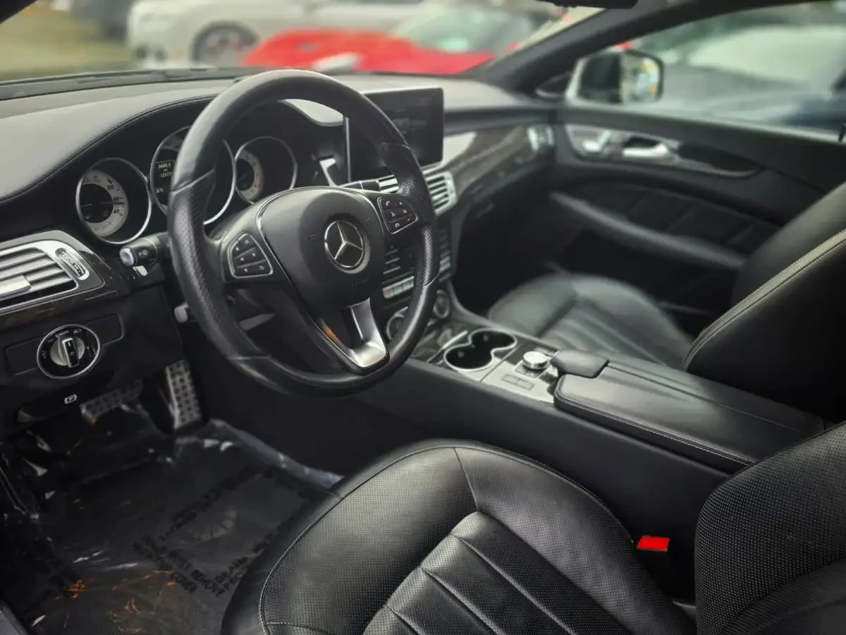 Mercedes-Benz CLS 500 550 4MATIC, снимка 12 - Автомобили и джипове - 53881136