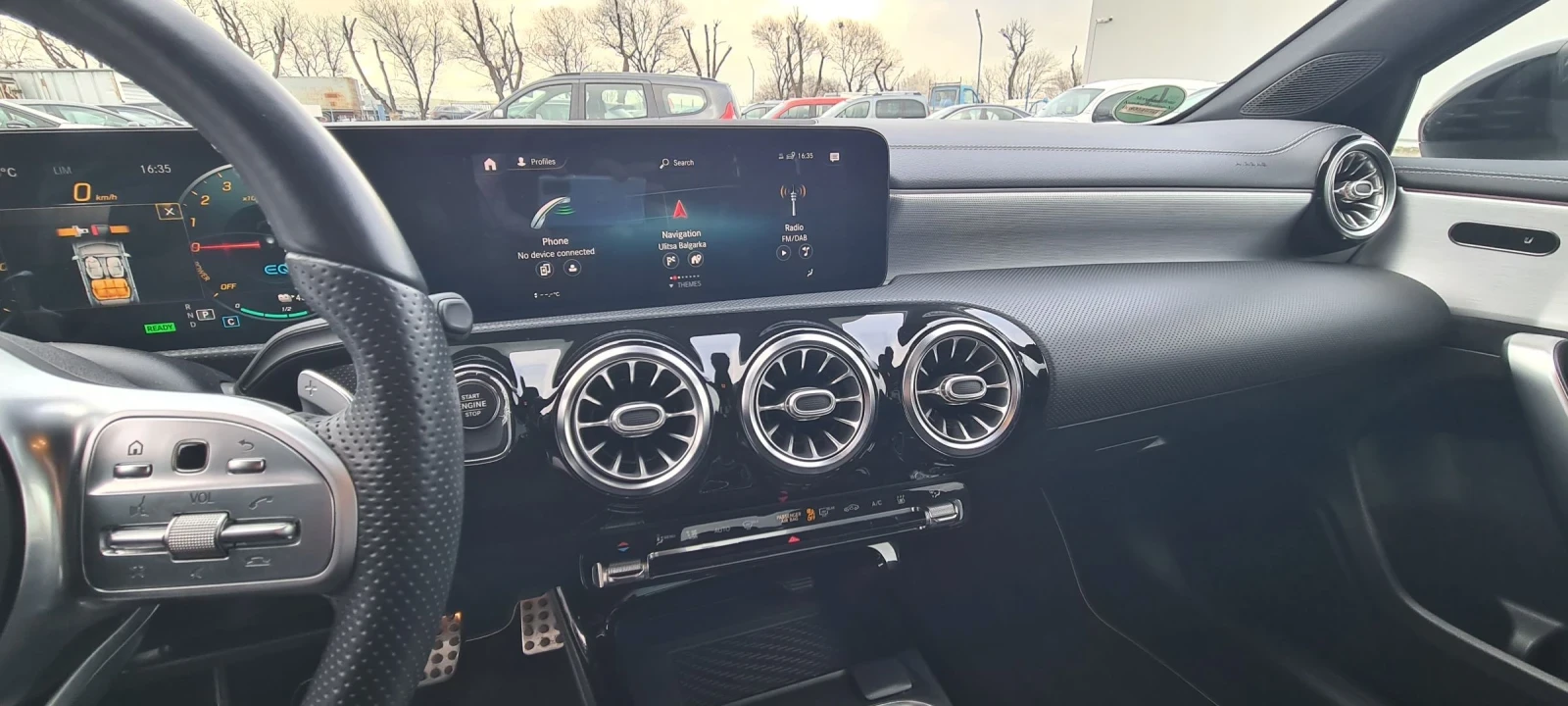 Mercedes-Benz A 250 AMG plug-in hybrid, снимка 15 - Автомобили и джипове - 54076114