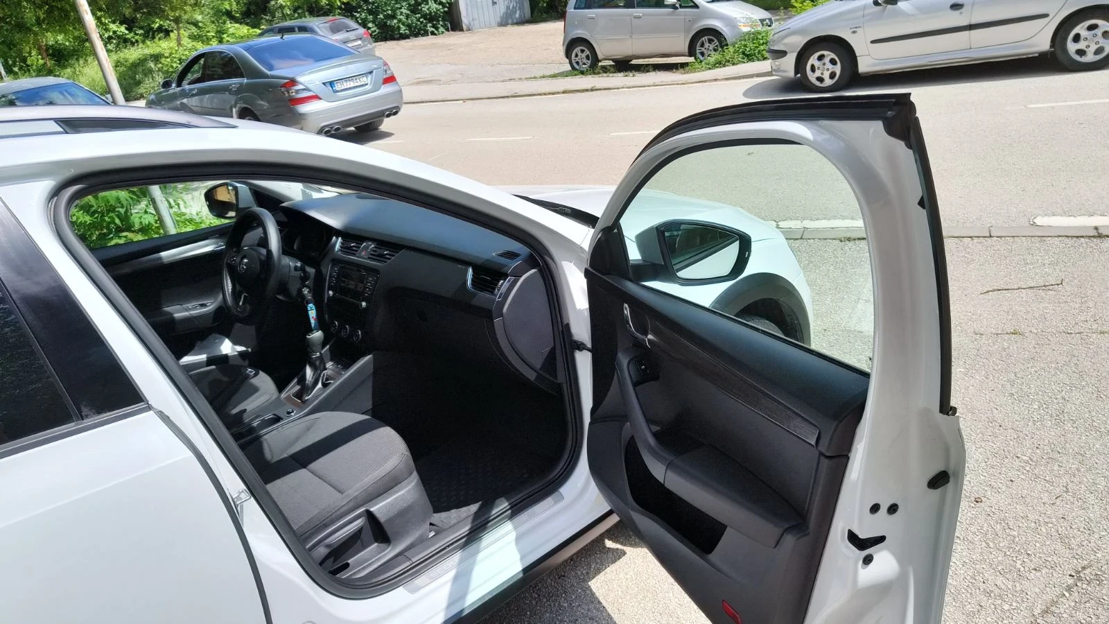 Skoda Octavia Scout, снимка 10 - Автомобили и джипове - 54381438