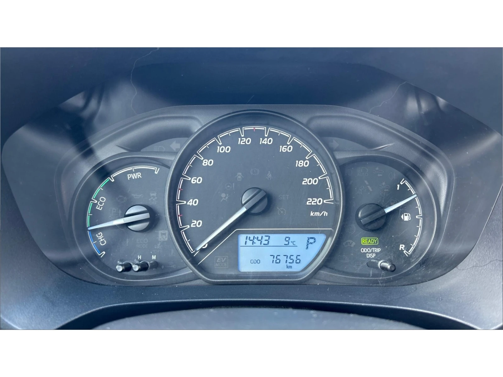 Toyota Yaris 1.5 HSD, Месечна вноска от 222  , снимка 16 - Автомобили и джипове - 54478426