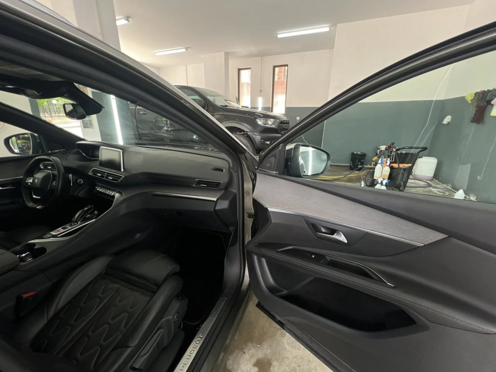 Peugeot 3008 2.0HDI* GT* AutoEAT* Camera360* Pano, снимка 9 - Автомобили и джипове - 54693404