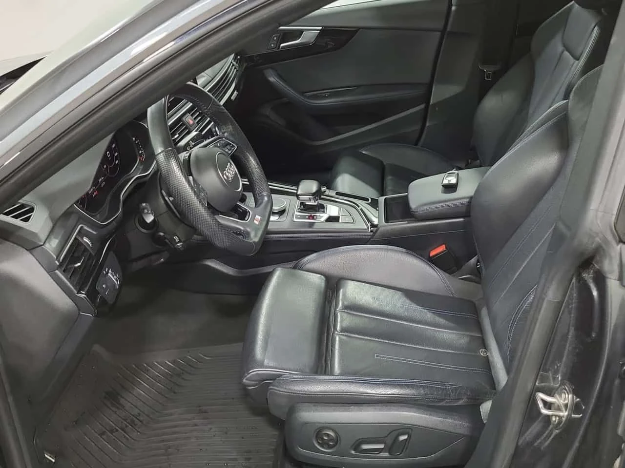 Audi A5 * PREMIUM PLUS * CARFAX * ЦЕНА ДО БГ, снимка 6 - Автомобили и джипове - 54750202
