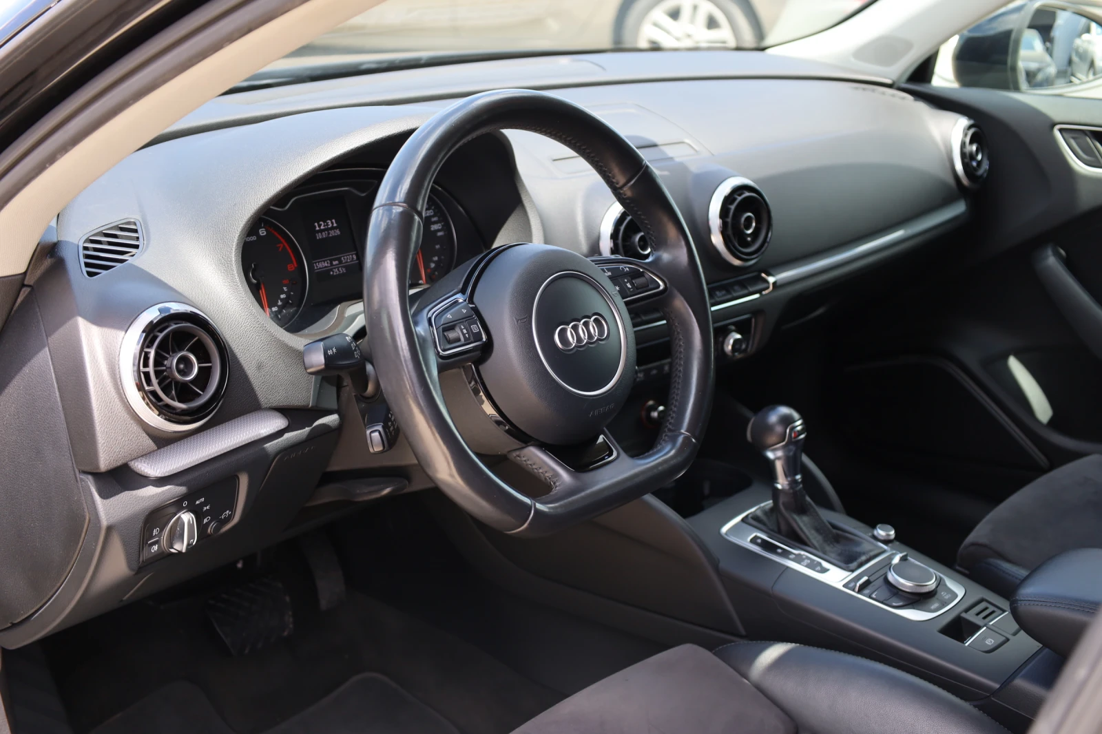 Audi A3, снимка 9 - Автомобили и джипове - 55234933
