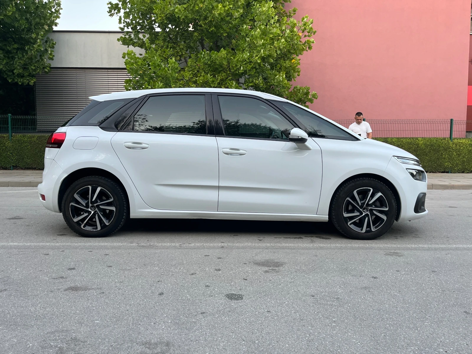 Citroen C4 Picasso 2.0 HDI 150kc, снимка 3 - Автомобили и джипове - 55646419