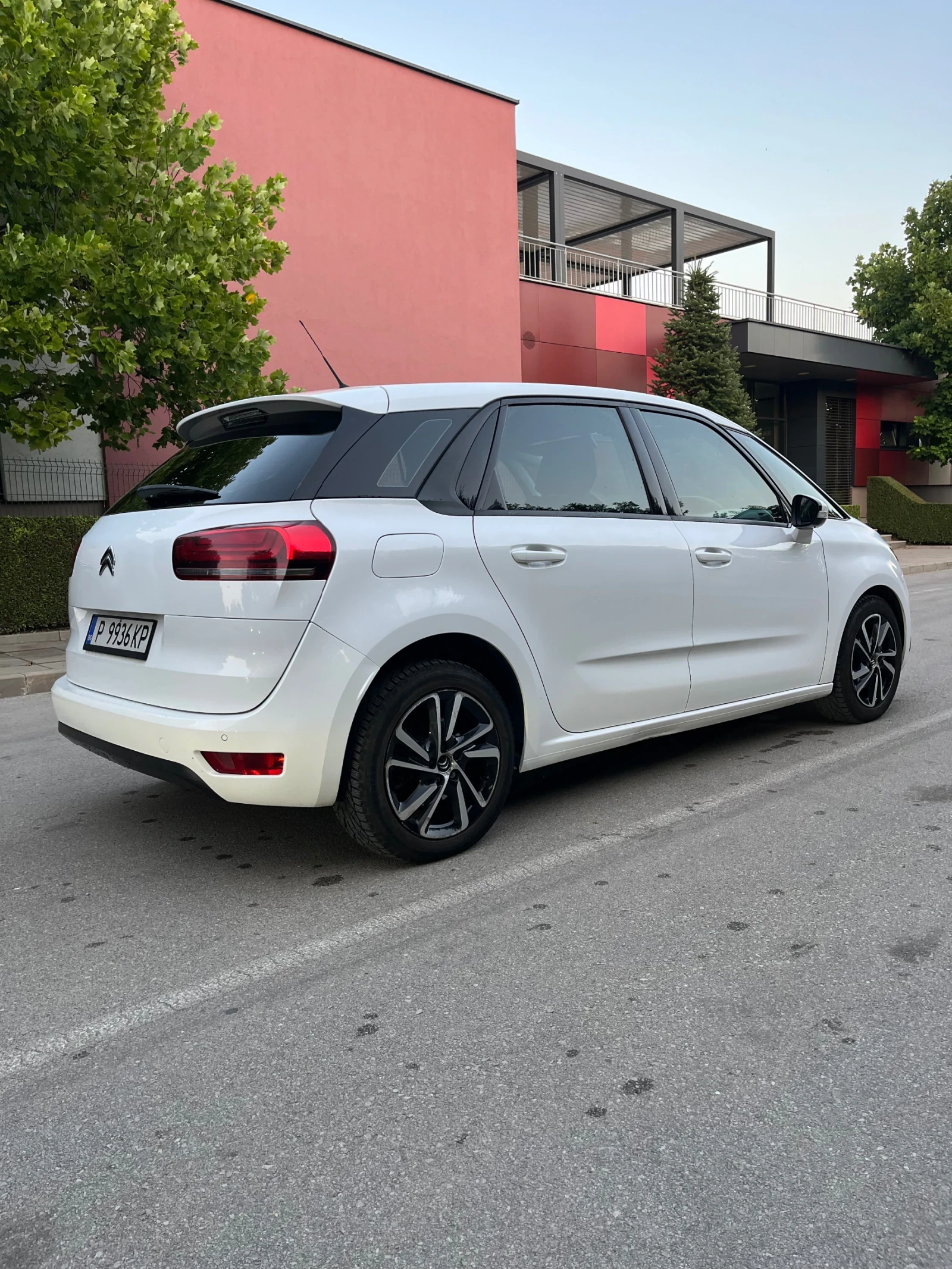 Citroen C4 Picasso 2.0 HDI 150kc, снимка 4 - Автомобили и джипове - 55646419