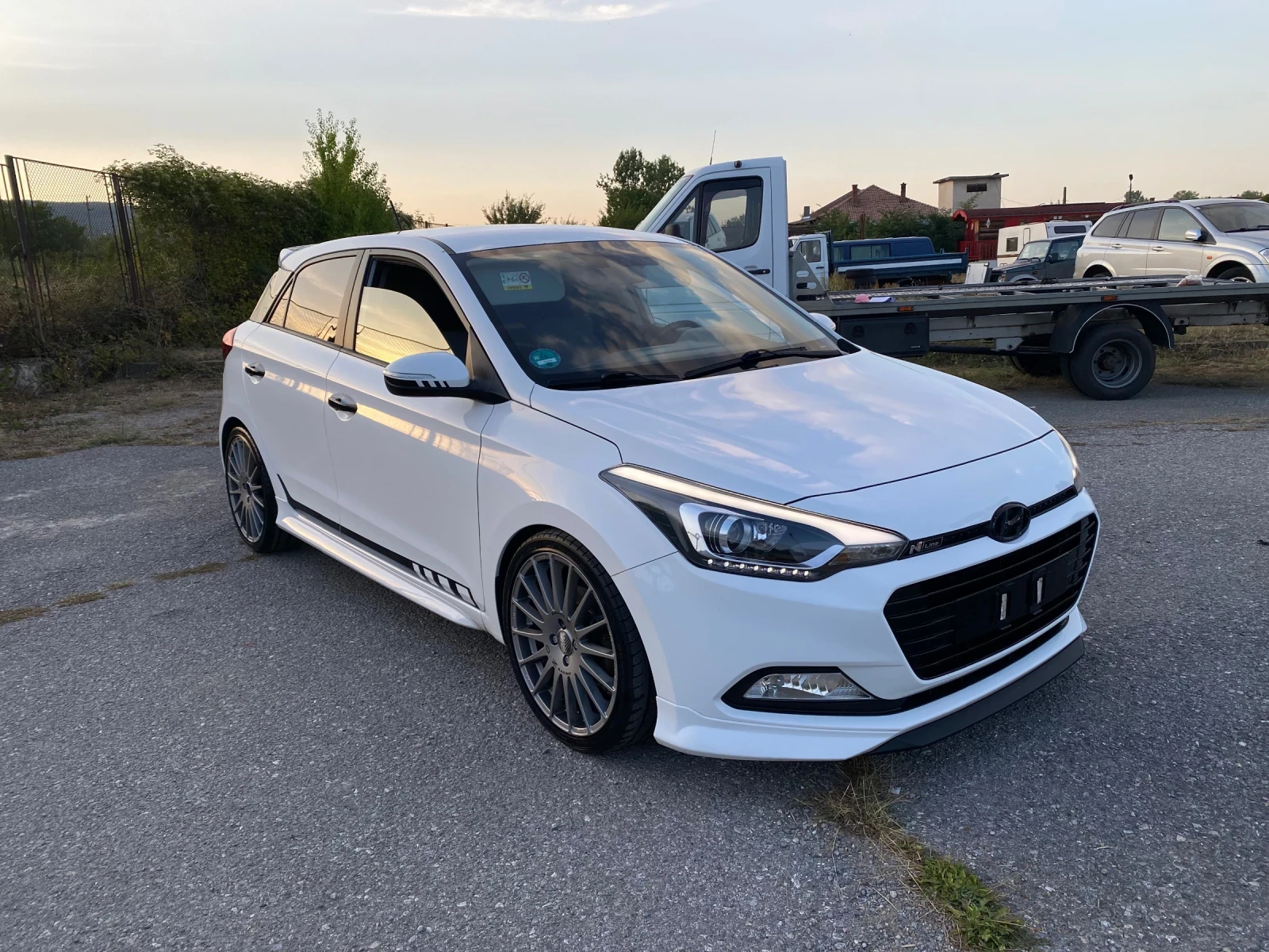 Hyundai I20 Sport Edition Nline OZ18 Full, снимка 3 - Автомобили и джипове - 55904892