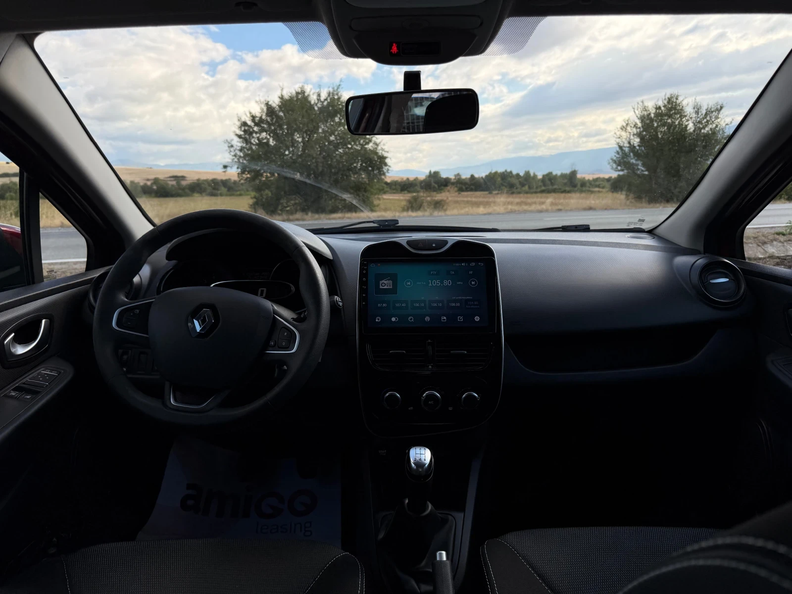 Renault Clio 1.5 DCI, снимка 9 - Автомобили и джипове - 56197035