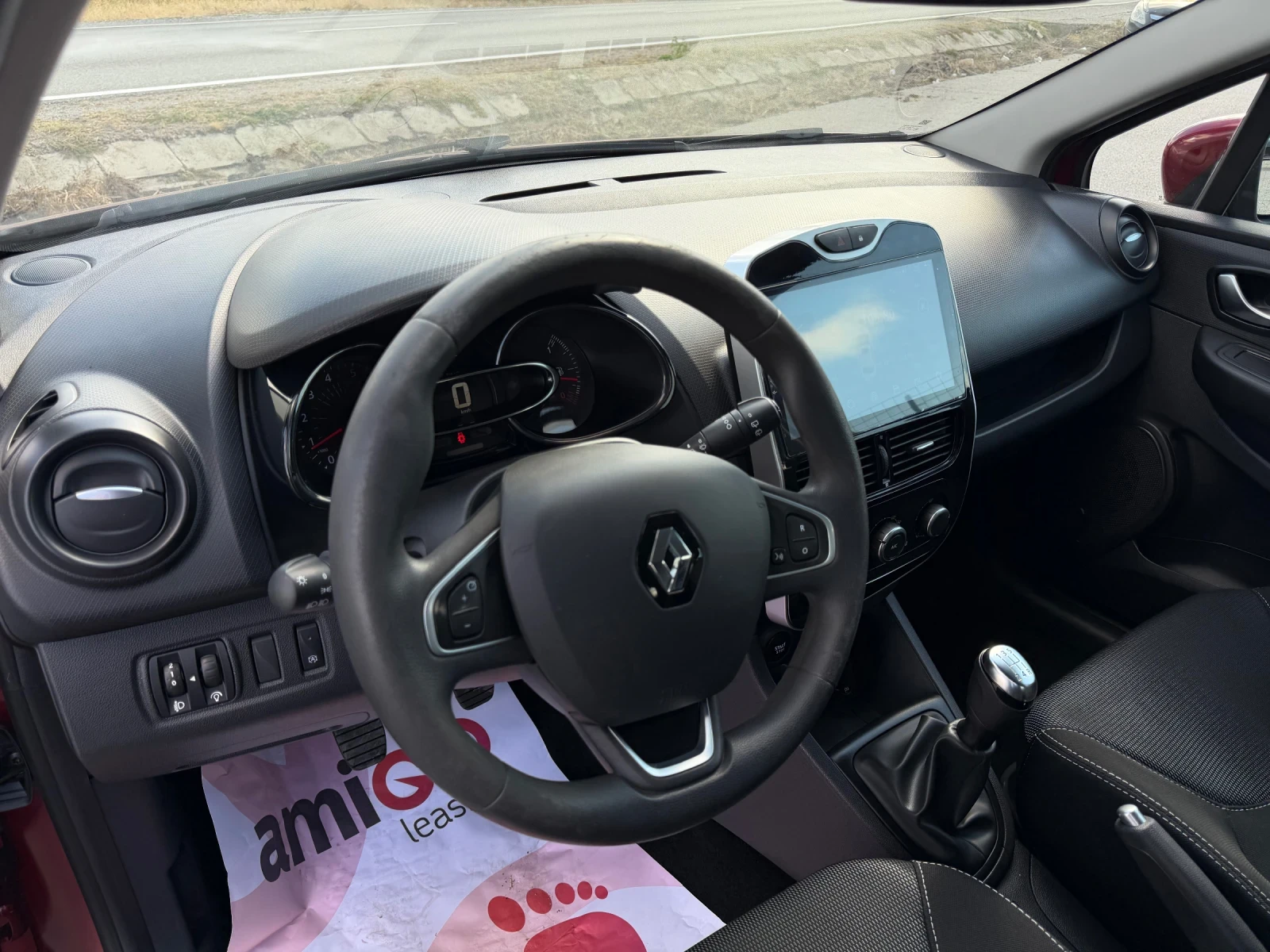 Renault Clio 1.5 DCI, снимка 11 - Автомобили и джипове - 56197035