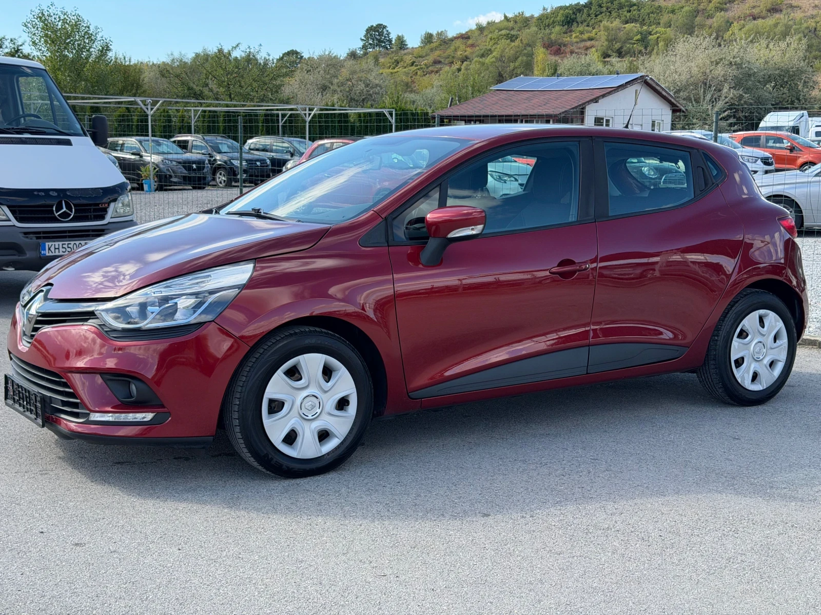 Renault Clio 1.5 DCI, снимка 3 - Автомобили и джипове - 56197035