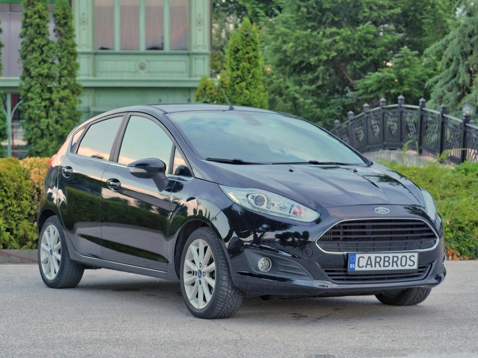 Ford Fiesta 1.5 TDCI  95 к.с. РЕАЛНИ КИЛОМЕТРИ КЛИМАТОРНИК