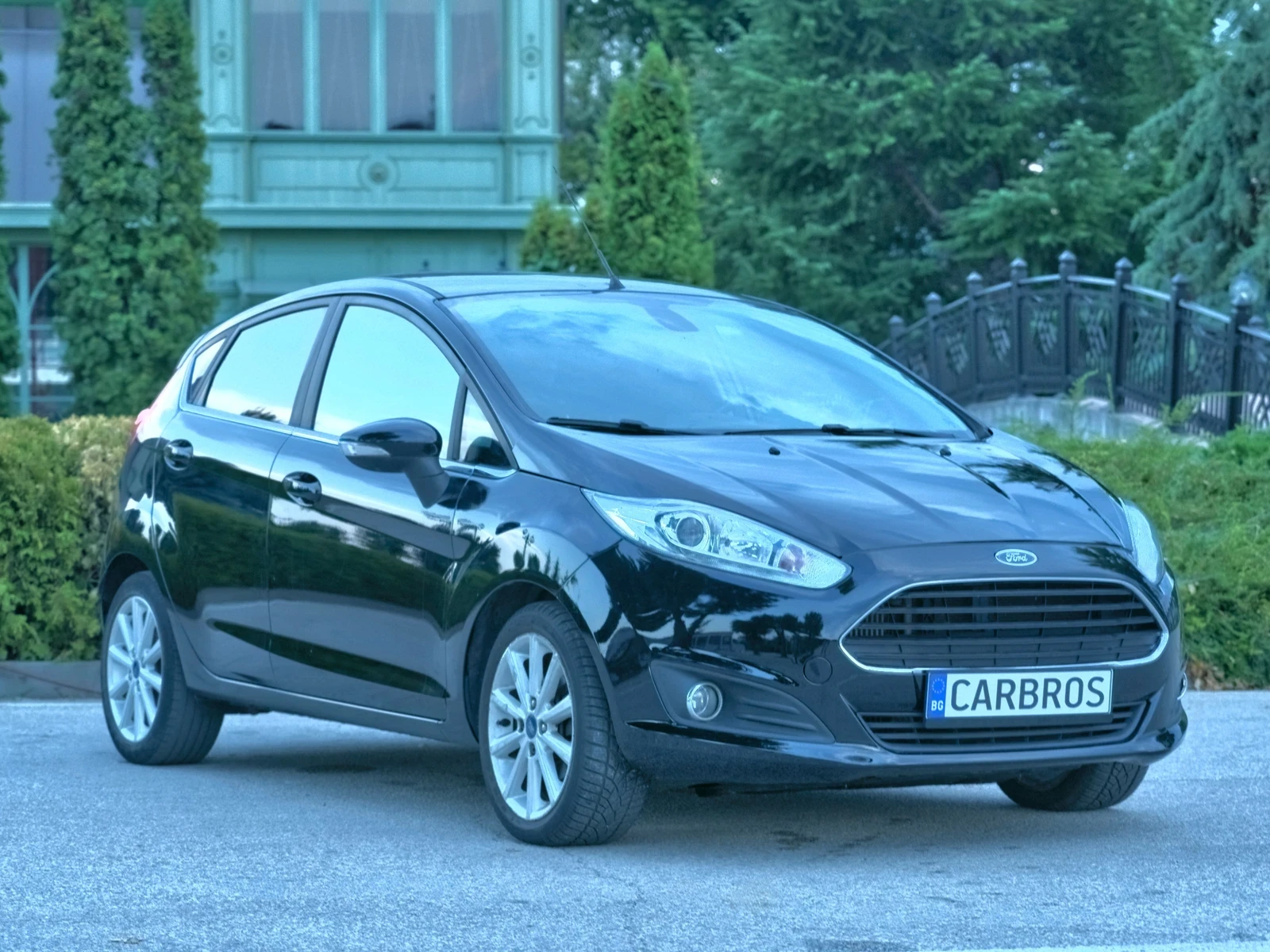 Ford Fiesta 1.5 TDCI  95 к.с. РЕАЛНИ КИЛОМЕТРИ КЛИМАТОРНИК