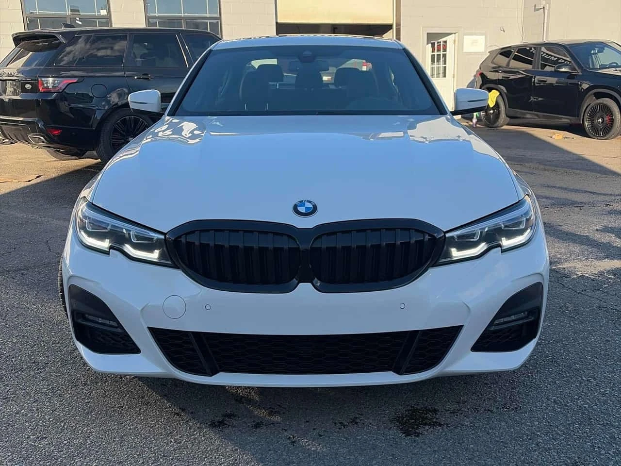 BMW 330  xDrive * M ����� * 2022 * CARFAX *  | Mobile.bg � ����������� 6