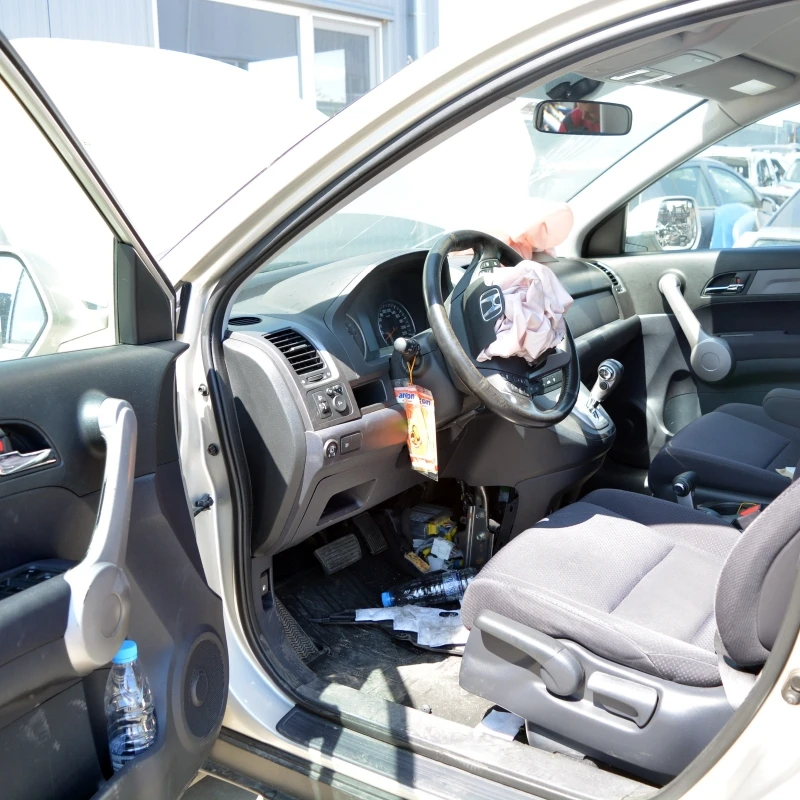 Honda Cr-v 2.0 i 4WD, снимка 6 - Автомобили и джипове - 37650786