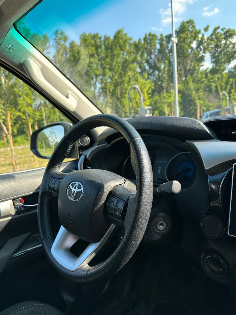 Toyota Hilux  2.4D4d Face Гаранция 150k.с 2020г., снимка 9 - Автомобили и джипове - 46125228
