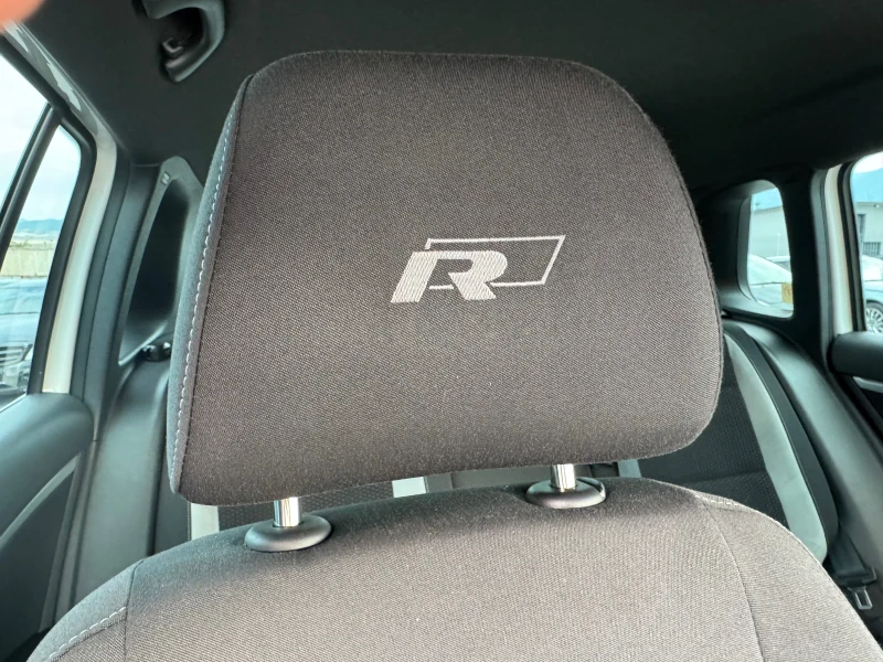 VW Tiguan 2.0TDI 4MOTION R LINE СОБСТВЕН ЛИЗИНГ* БАРТЕР, снимка 13 - Автомобили и джипове - 51838081