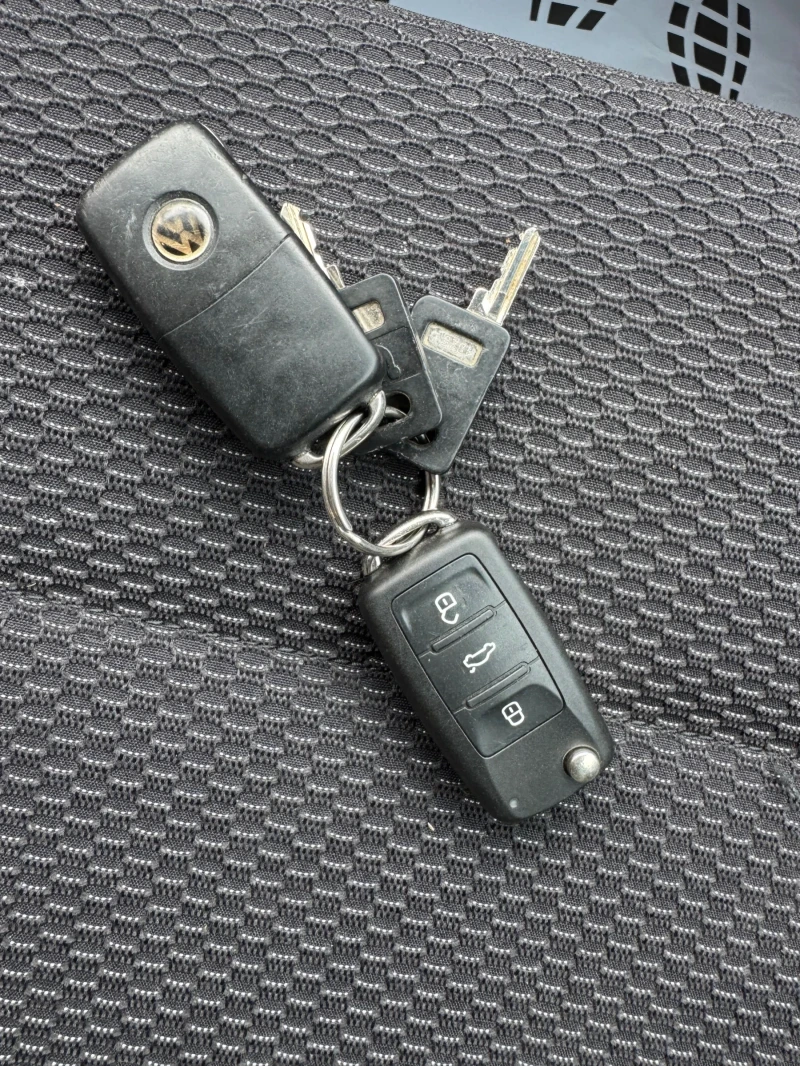 VW Tiguan 2.0TDI 4MOTION R LINE СОБСТВЕН ЛИЗИНГ* БАРТЕР, снимка 12 - Автомобили и джипове - 51838081