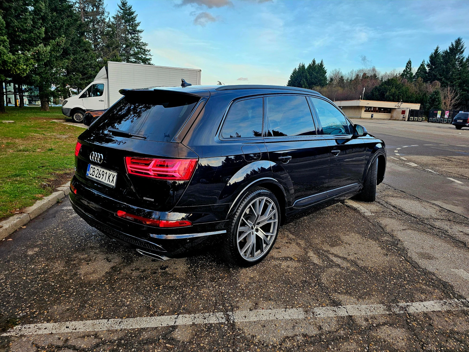 Audi Q7 3xS-line, MATRIX , KEYLESS, bose, panorama, 360cam - изображение 3