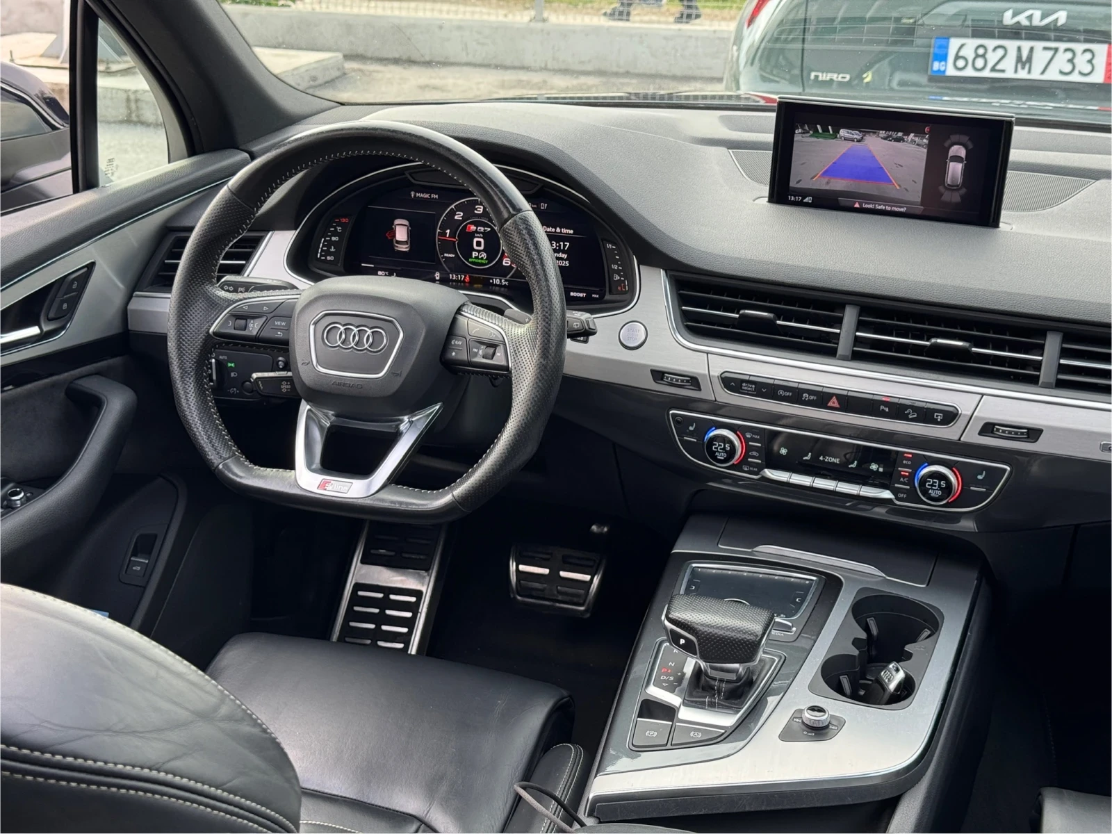 Audi Q7 S-Line Напълно обслужен - изображение 3