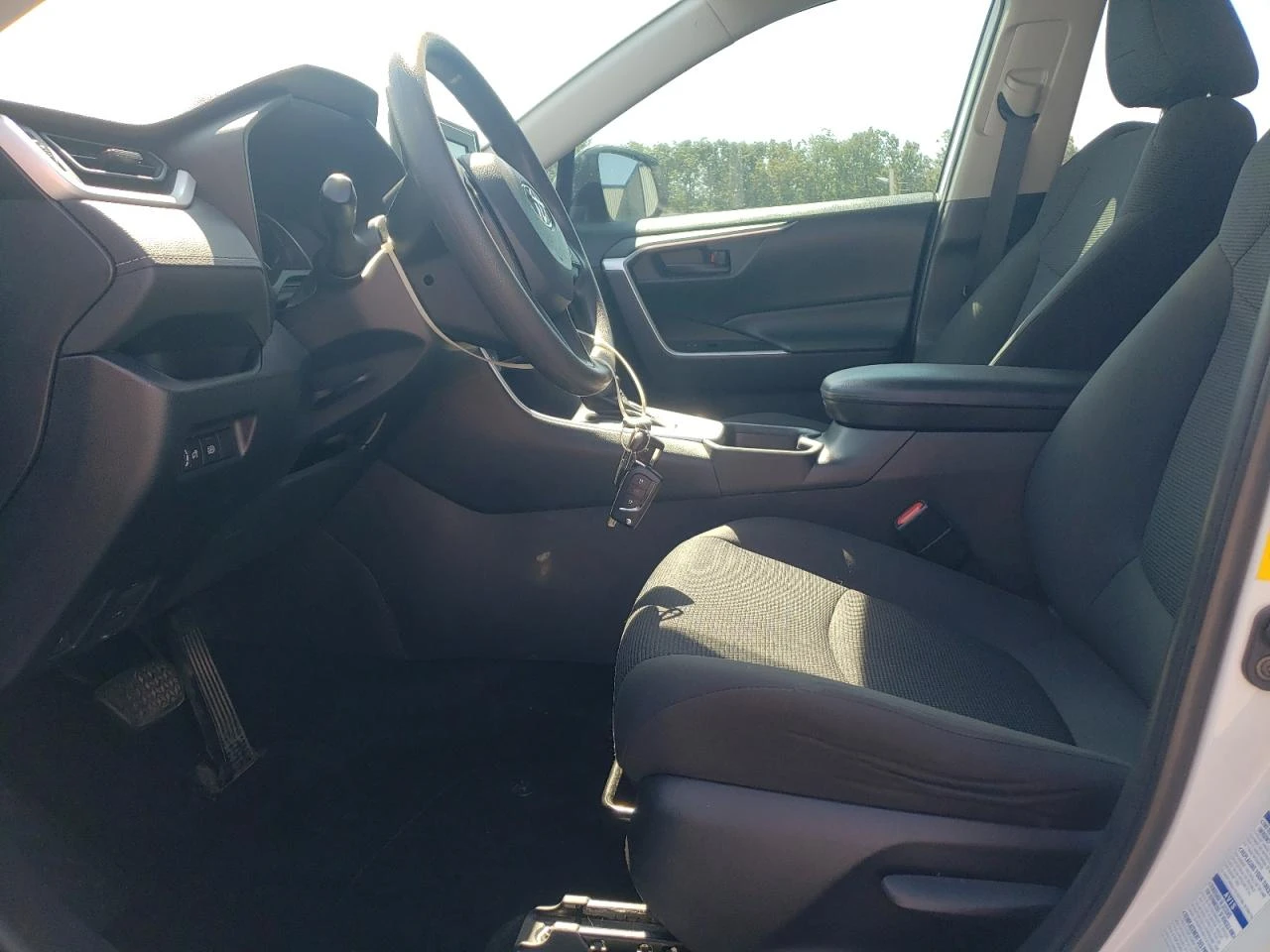 Toyota Rav4 LE* HYBRID - изображение 7