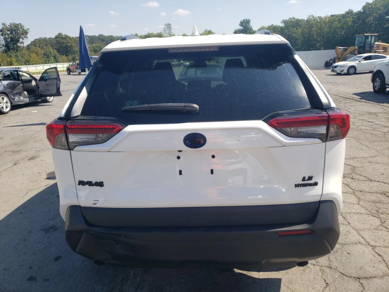 Toyota Rav4 LE* HYBRID - изображение 6