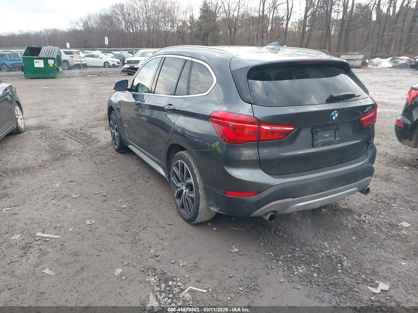 BMW X1 2.0l Sdrive28I, снимка 3 - Автомобили и джипове - 53809431