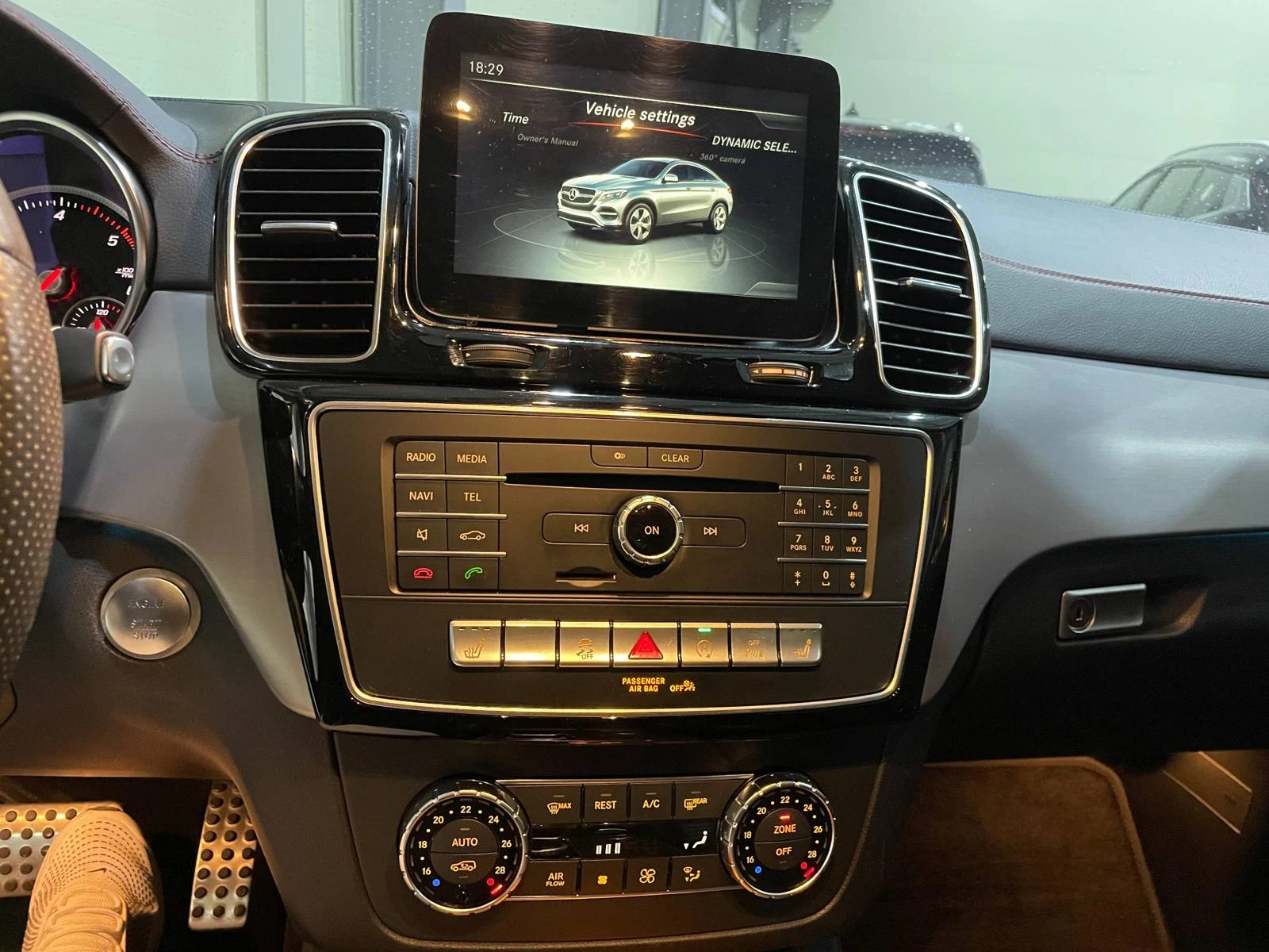 Mercedes-Benz GLE Coupe 350D ! 4matic ! AMG Line ! 9G-tronic !, снимка 16 - Автомобили и джипове - 54139722