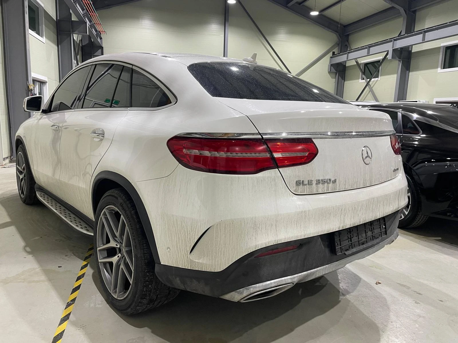 Mercedes-Benz GLE Coupe 350D ! 4matic ! AMG Line ! 9G-tronic !, снимка 8 - Автомобили и джипове - 54139722