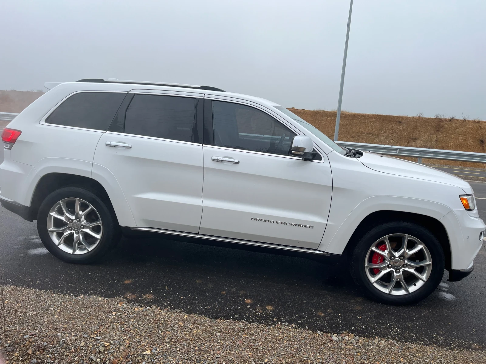 Jeep Grand cherokee 5.7 HEMI, снимка 3 - Автомобили и джипове - 55393364