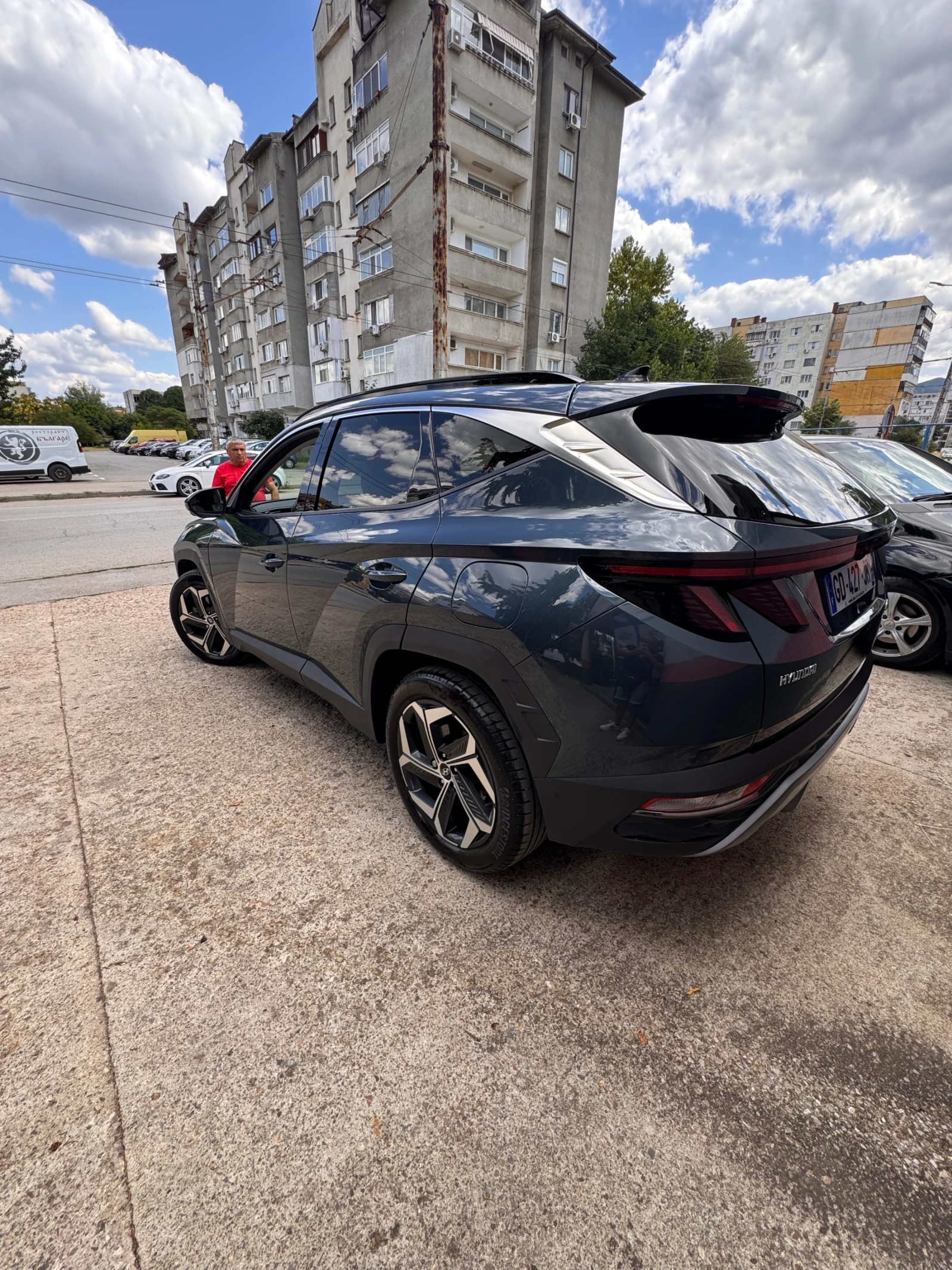 Hyundai Tucson Plug-Inn, снимка 12 - Автомобили и джипове - 55393776