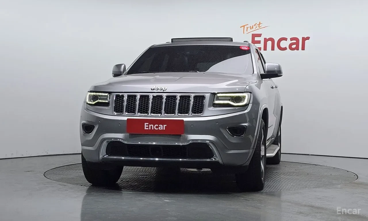 Jeep Grand cherokee OVERLAND | DISTRONIC | ПАНОРАМА | ОБДУХВАНЕ, снимка 3 - Автомобили и джипове - 55471888