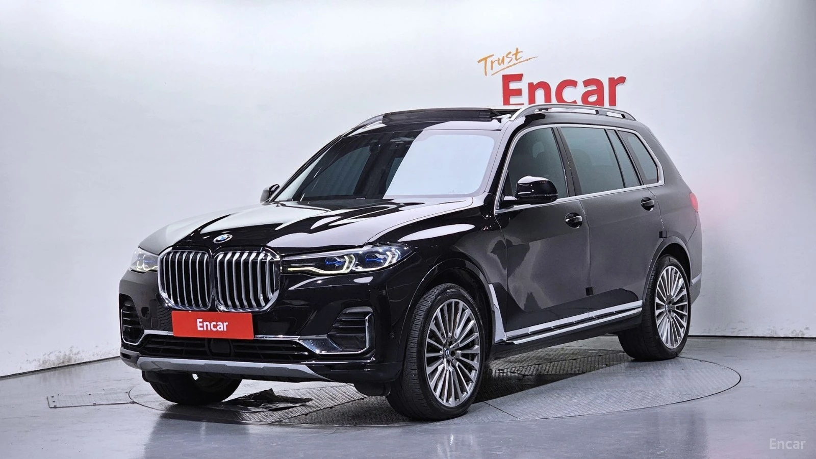 BMW X7 xDrive 40d* HUD* 360* МОНИТОРИ* КОЖА* ОБДУХВ* ПАНО