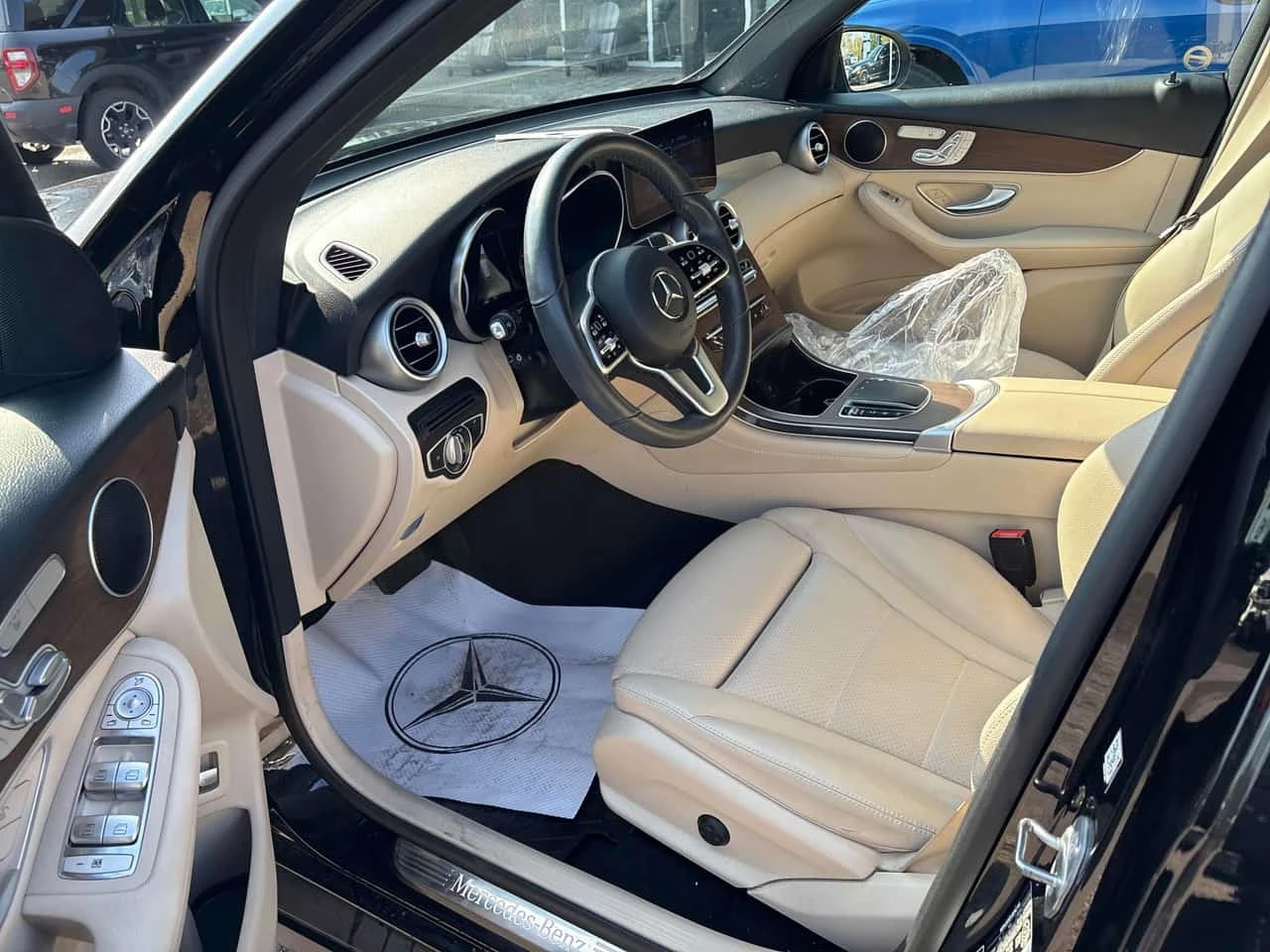 Mercedes-Benz GLC 300 * CARFAX * ����� �� ����������� | Mobile.bg � ����������� 5