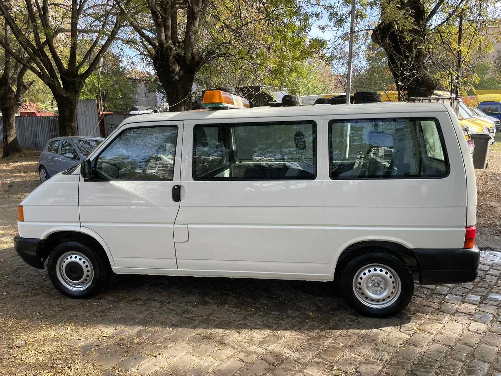 VW Transporter  T4 - 2.5TDi  - изображение 10