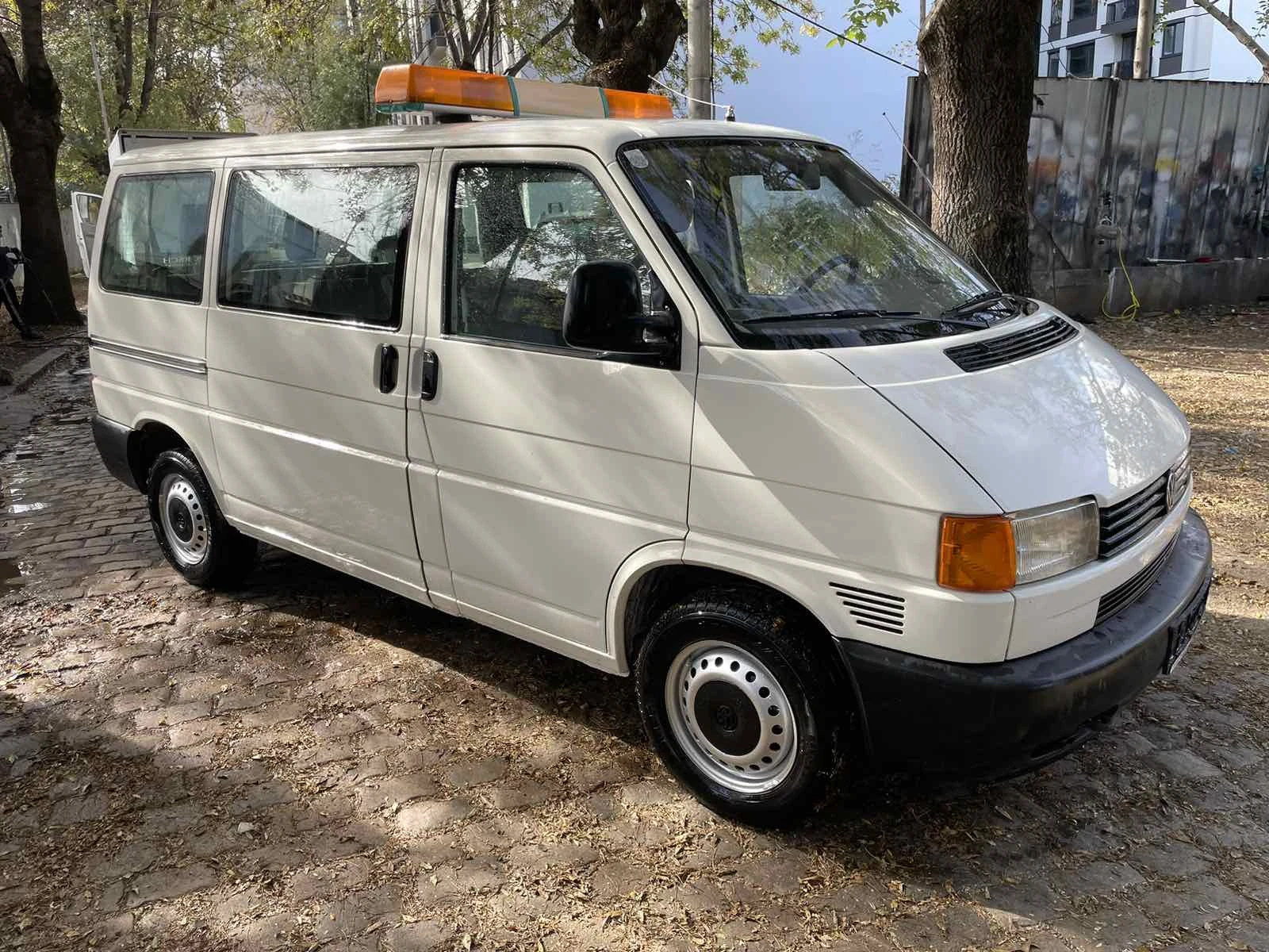 VW Transporter  T4 - 2.5TDi  - изображение 8