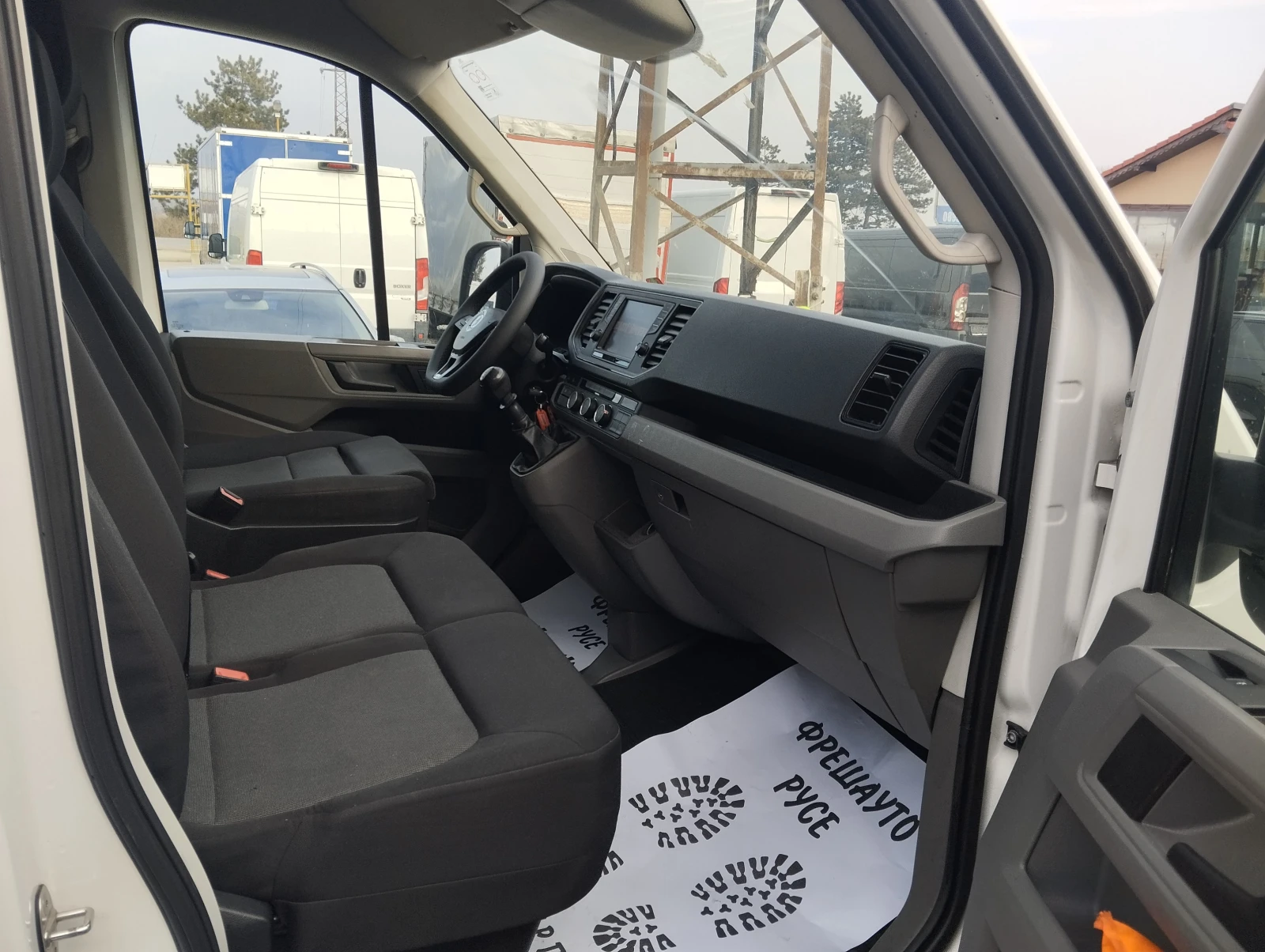 VW Crafter 2.0tdi Климатик Камера - изображение 8