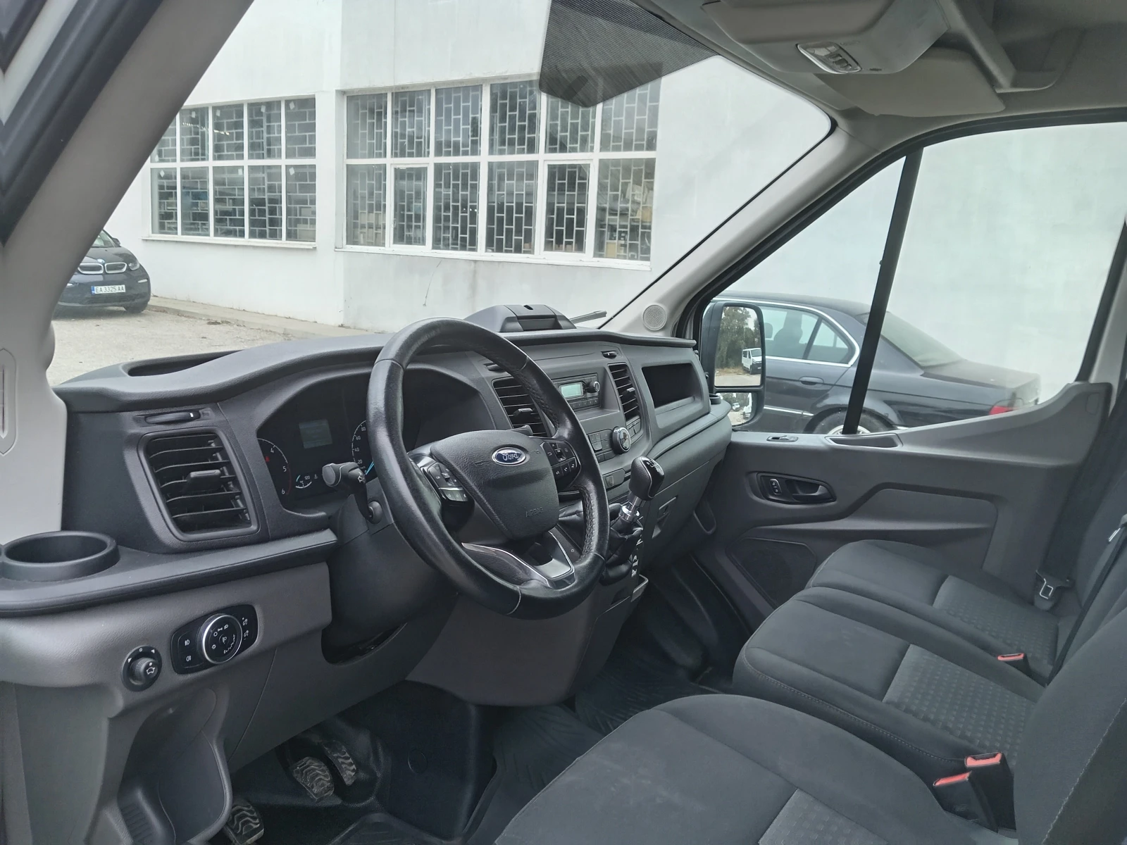 Ford Transit 2.0D дълга база  - изображение 8